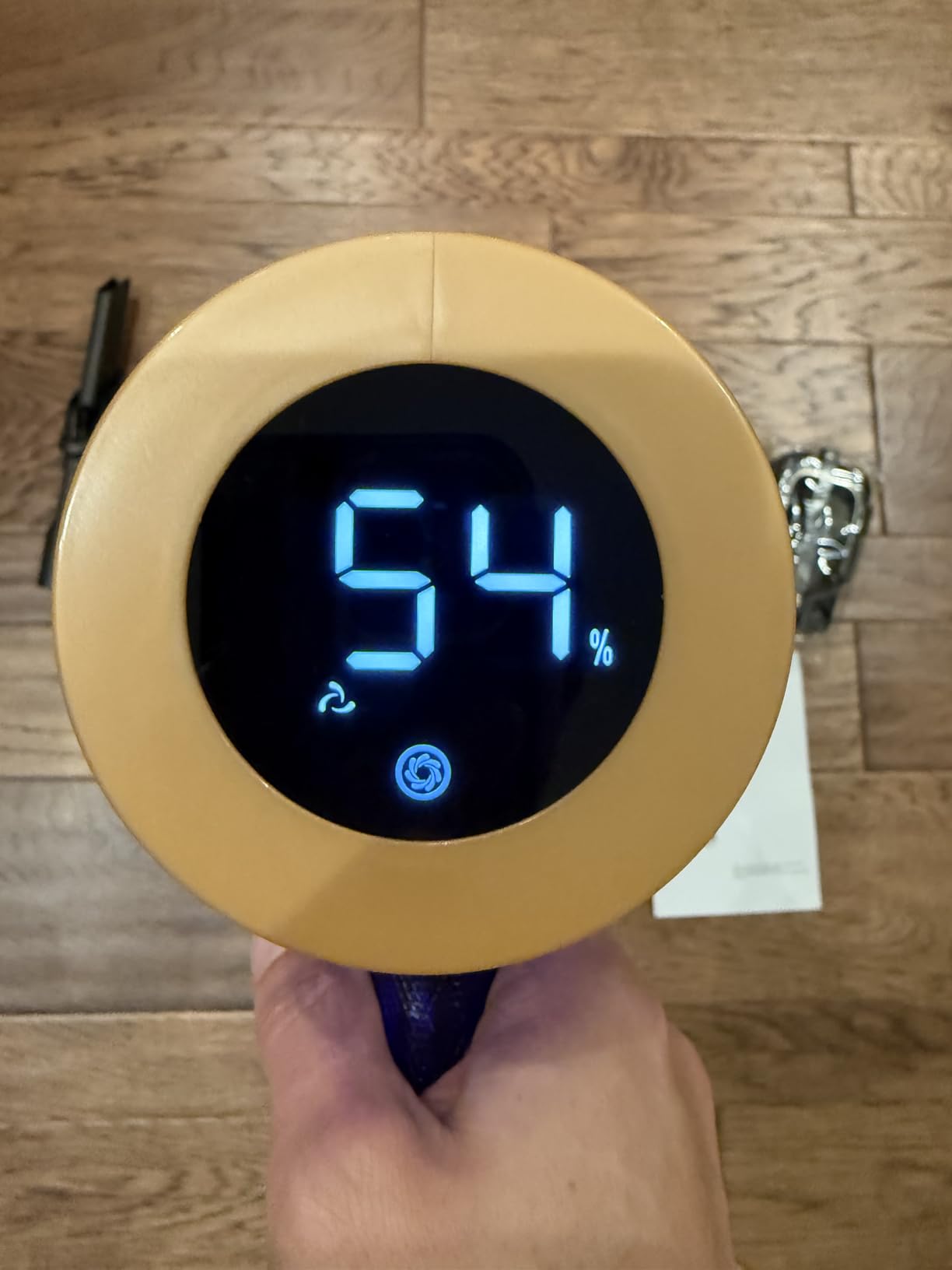 VBUOO Cordless Vacuum Cleaner, 580W 48KPA 70 Mins Vacuum Cleaners for Home, Self-Standing Stick Vacuum with Touch Screen, Wall Mount Charge, Ultra High-Power Brush for Pet Hair/Plush Carpet/All Floor - Customer Photo 1