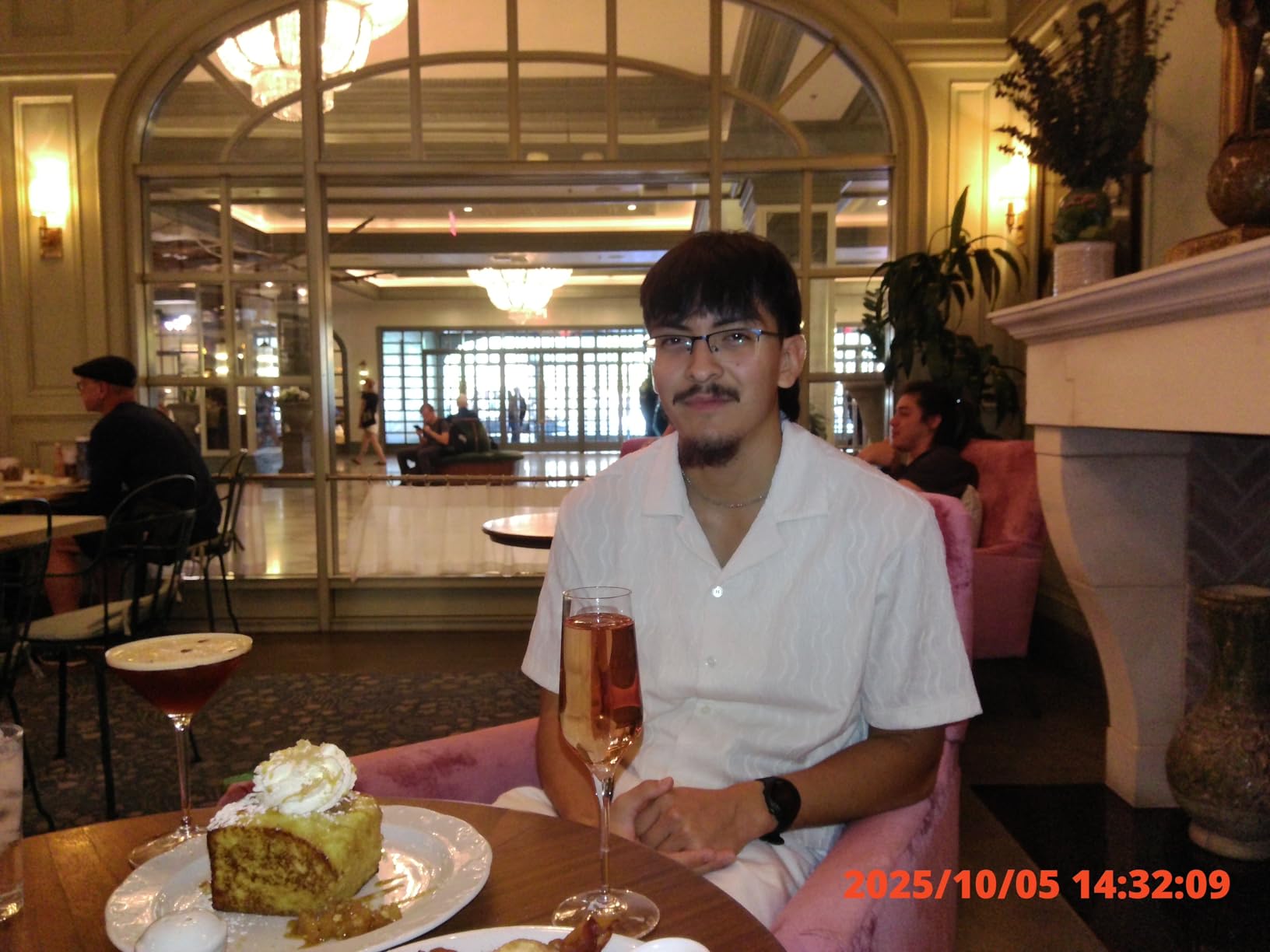 KODAK PIXPRO C1 Friendly Zoom Digital Camera - 13MP Compact Point and Shoot with 2.8