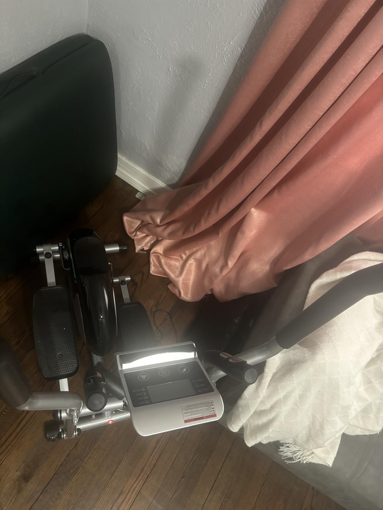 THERUN Elliptical Machine for Home, Hyper-Quiet Elliptical Exercise Machine, Compact Elliptical Trainer w/8 Levels Adjustable Resistance, 6KG Flywheel, Pulse Sensor, LCD Monitor - Customer Photo 1