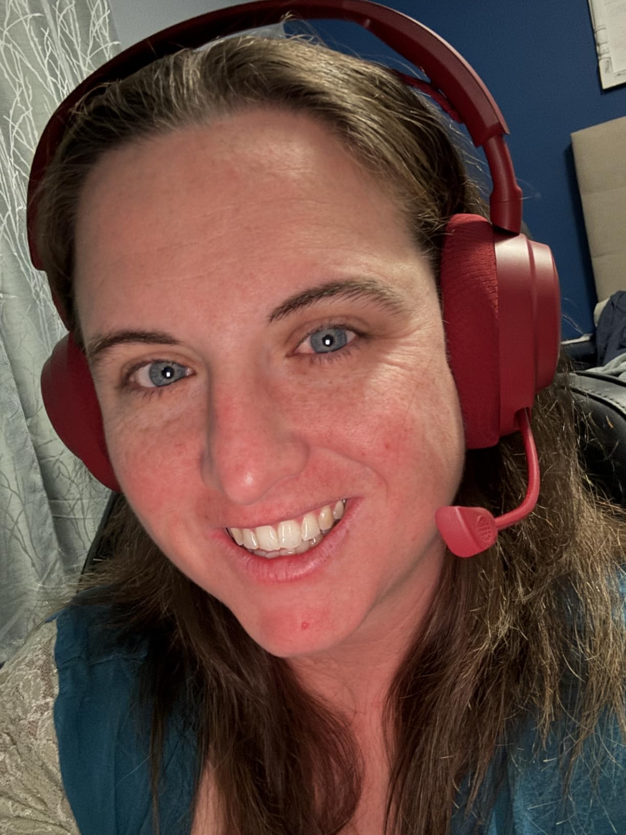 SteelSeries Arctis Nova 7 Wireless Gen 2 Gaming Headset - Real-Time App Control, 50+ HR Play, Neodymium Drivers, Mix 2.4GHz/Bluetooth, PC, PS5, PS4, Switch 1/2, Mobile - Black - Customer Photo 1