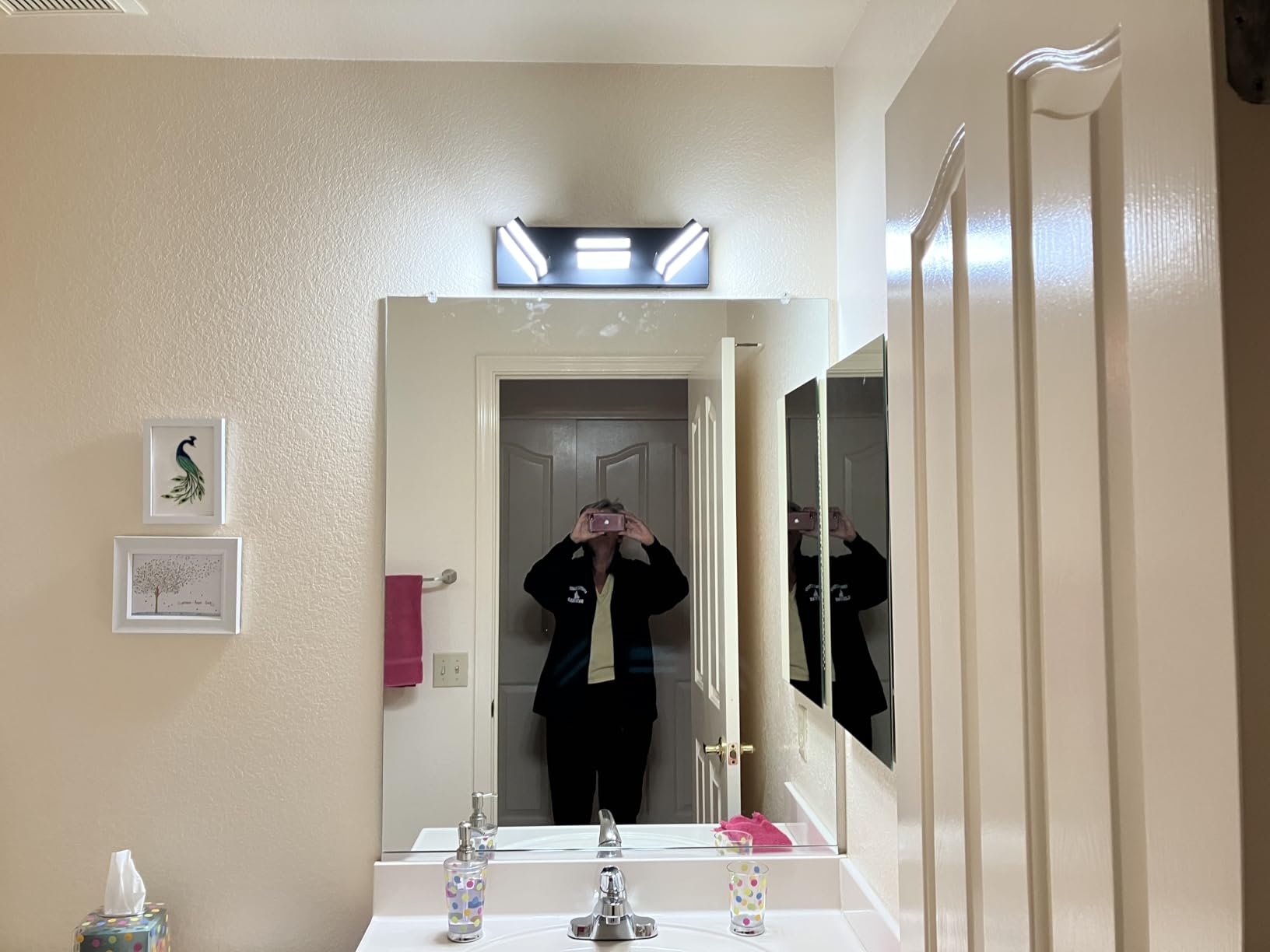 IZORRO LED Modern Bathroom Lights Fixtures 4-Light Dimmable, Matte Black Acrylic Wall Lighting, Vanity Lights for Bathroom Over Mirror - 6000K 24In - Customer Photo 2