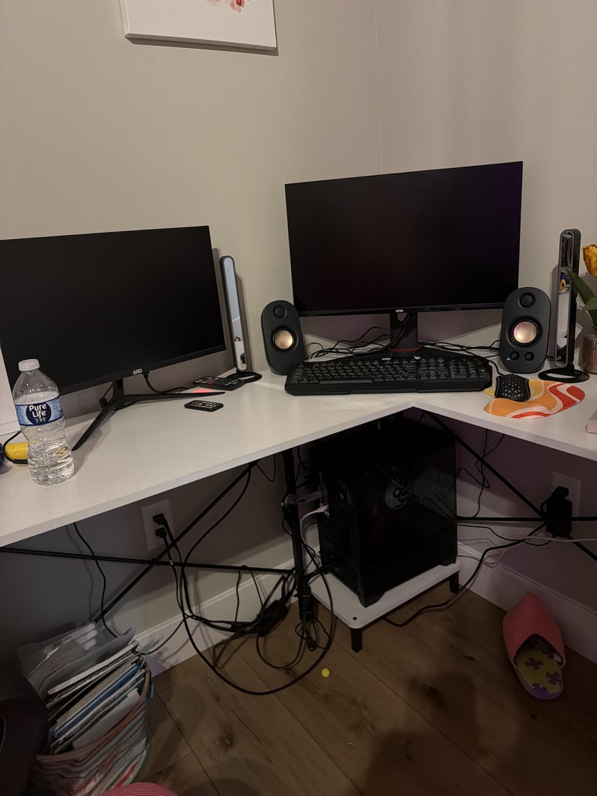 BEASTCOM Q3 Gaming PC Desktop Computer AMD Ryzen 5 3400G, 4K Vega Graphics, 16GB RAM, 512GB M.2 NVMe, 500W 80PLUS PSU, WiFi, Gaming Office Console, Towers Prebuilt PC - Customer Photo 1