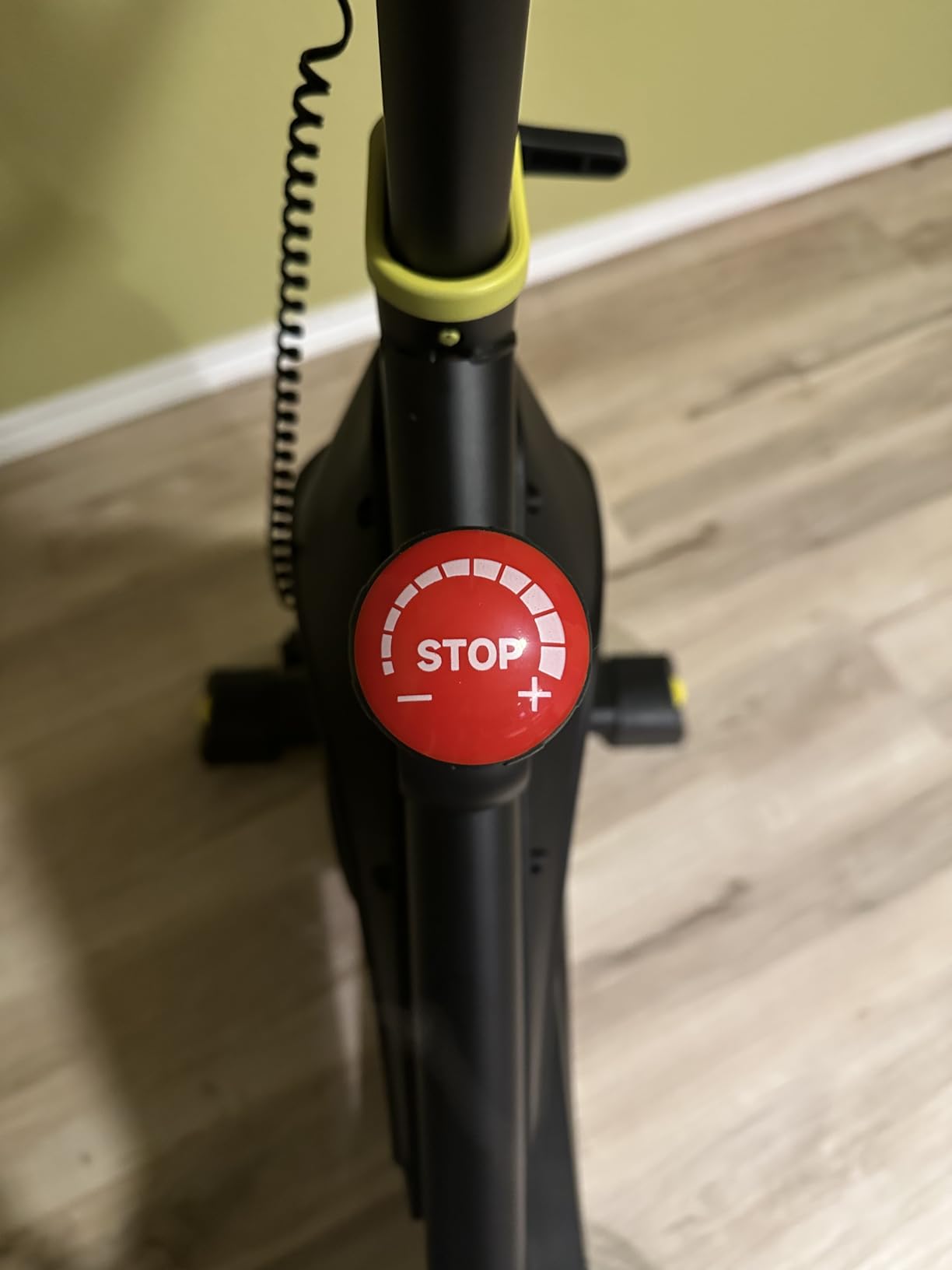 YPOO Exercise Bike, Adjustable Magnetic Resistance Stationary Bikes for Home Cardio with Exclusive App, Indoor Bike with 330lbs Weight Capacity Comfortable Seat, Tablet Mount and Fitness Courses - Customer Photo 1