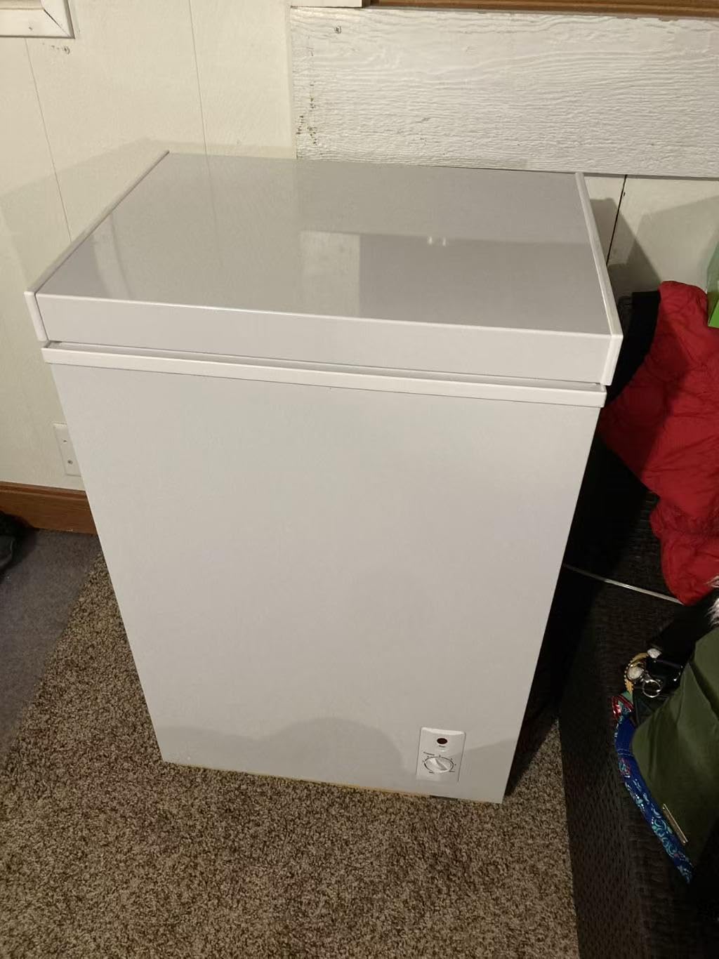 2.5 Cu.Ft Chest Freezer with Removable Basket, Small Deep Freezer, 6 Temp, Energy Efficient (0.35kWh/24H), <40dB Quiet, Manual Defrost, Space Saving Design for Dorm, Office, Apartment, Bar, Black - Customer Photo 1