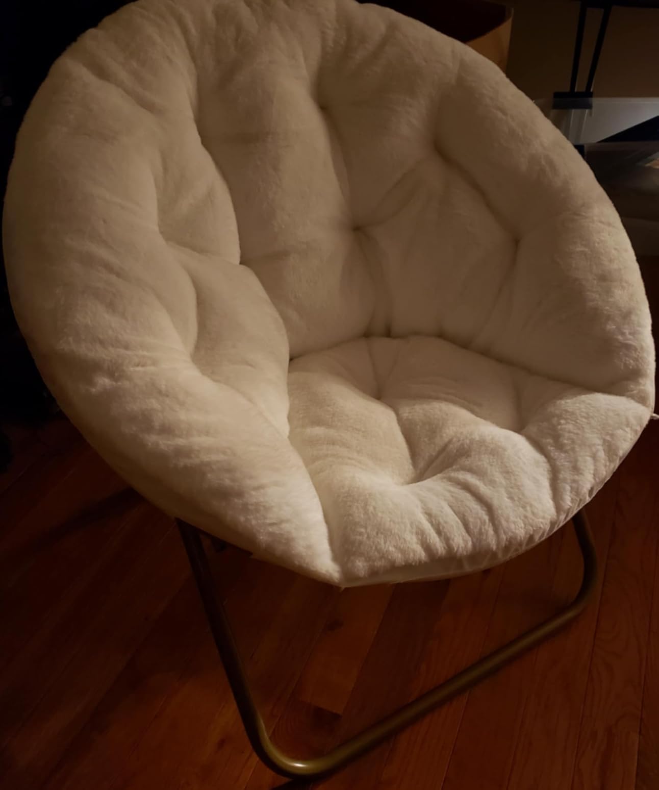 DUMOS Comfy Saucer Chair, Faux Fur Lounge Seasting XL Circle Chair for Bedroom, Dorm & Gaming, Foldable Fashion Accent Seat for Small Spaces, Folding Moon/Mushroom/Round Oversized Style - Customer Photo 2