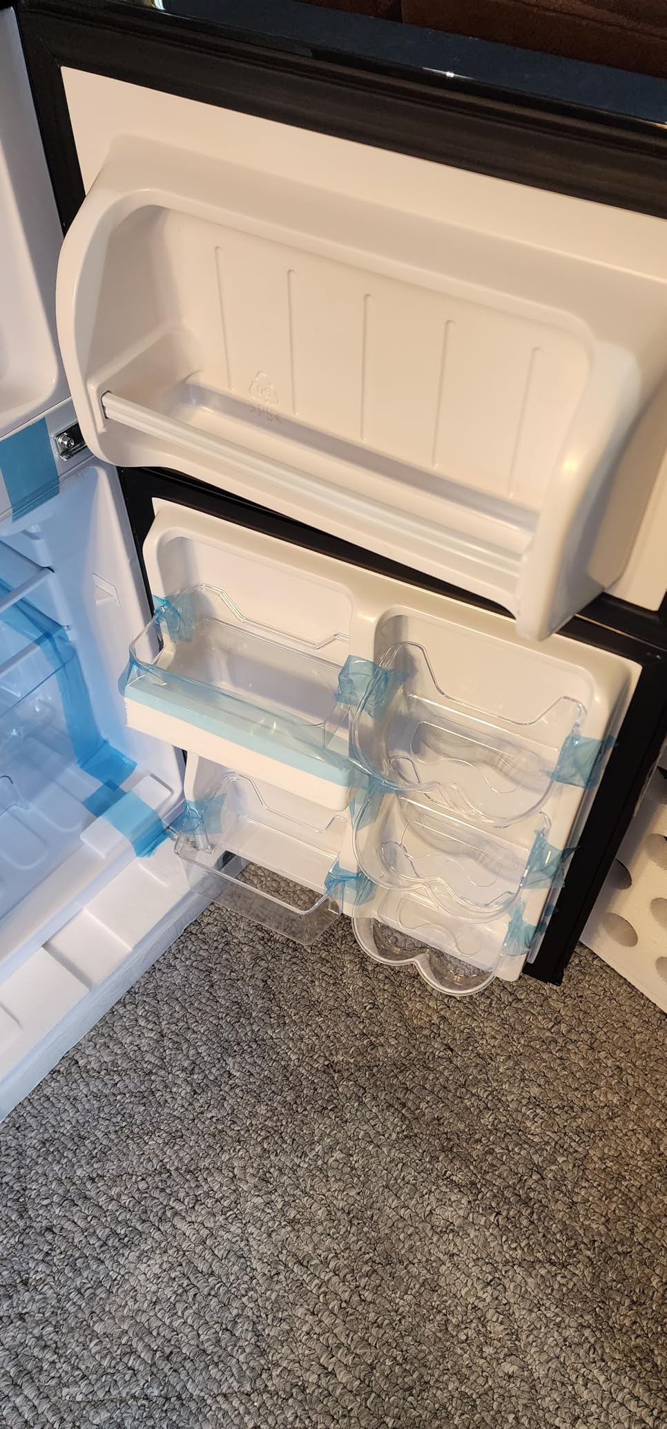 Frostorm 3.2 Cu Ft Mini Fridge with Freezer - Energy Efficient, Double Door Upright Freezer for Bedroom, Office & Dorm,restaurants | Small Fridge, Glass Shelves,Interior Light,ETL Certified,etc - Customer Photo 1