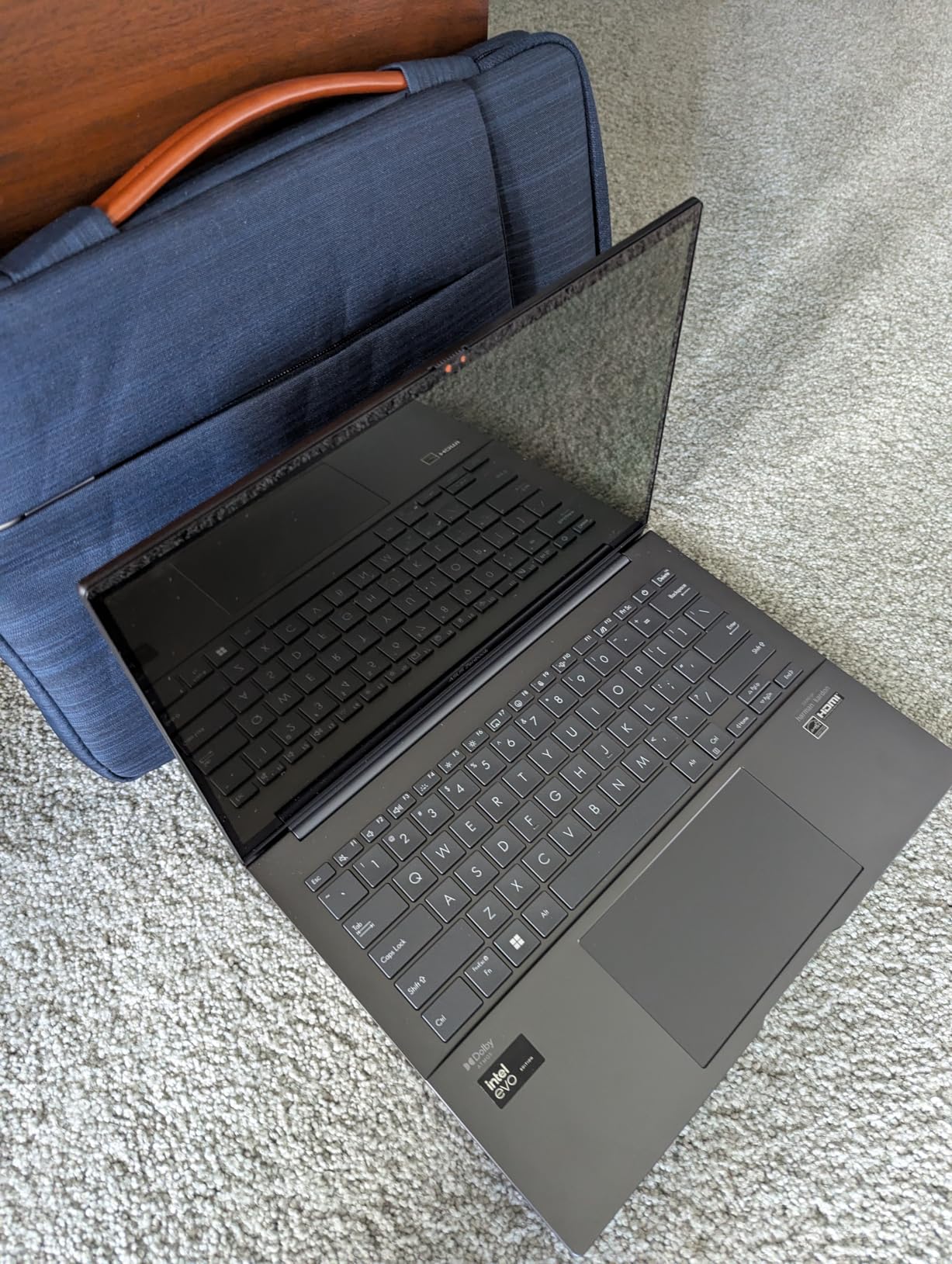 ASUS Zenbook 14 Laptop 14 WUXGA OLED Touch (500nits HDR, 100% DCI-P3) Intel 16-core Ultra 7 255H 16GB RAM 512GB SSD Backlit For Designer Business Professional Win11 ICP Hub Copilot AI - Customer Photo 1