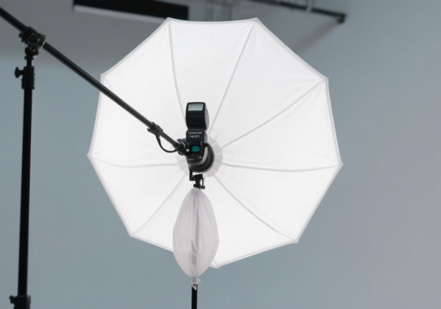 Best Beauty Dishes [cy]: 8 Top-Rated Modifiers Reviewed - markus-hagner-photography