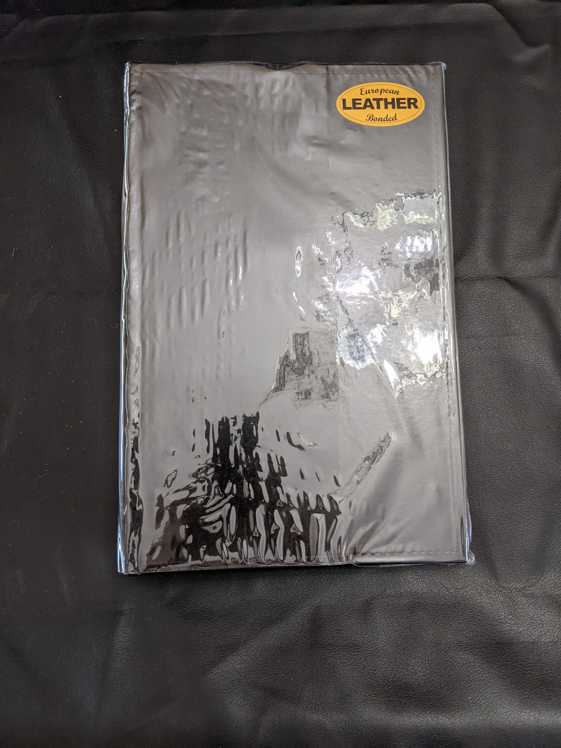 Pioneer Sewn Bonded Leather BookBound Bi-Directional Photo Album, Holds 300 4x6 Photos, 3 Per Page, Black customer photo 2