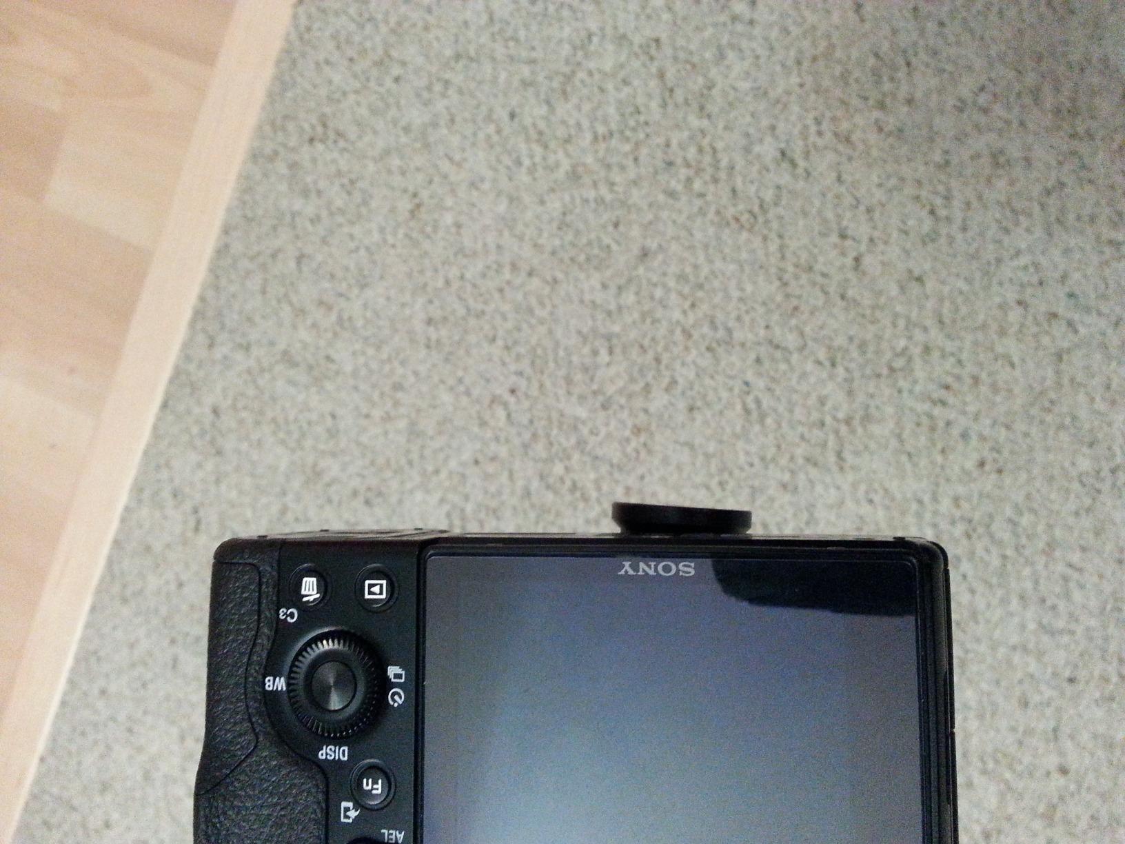 Fotodiox Lens Mount Adapter Compatible with Canon EOS EF and EF-S Lenses on Sony E-Mount Cameras, (EOS-SnyE) customer photo 2