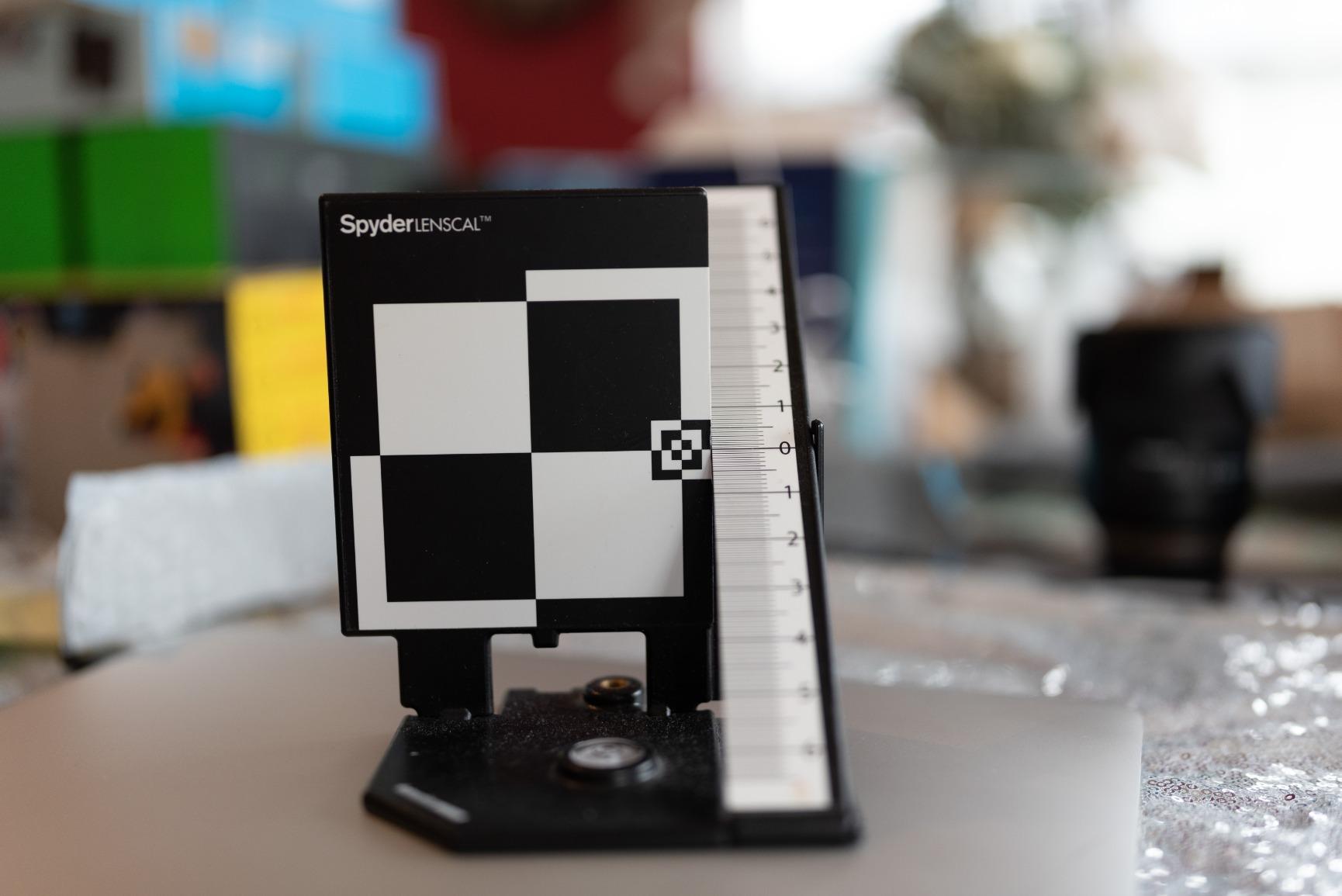 Datacolor SpyderLensCal - Optimize Your DSLR's Auto-Focus. Essential Tool for Razor-Sharp Focus and Outstanding Images customer photo 1