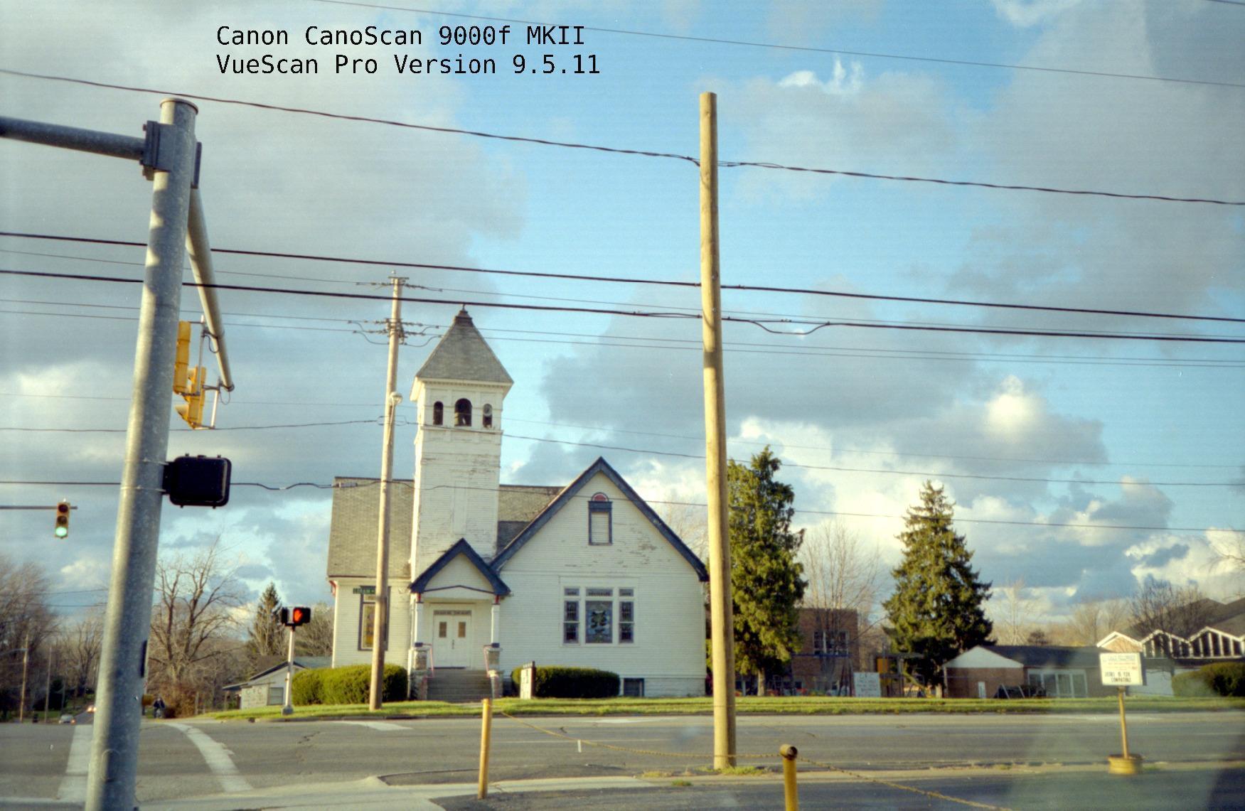 Canon CS9000F MKII CanoScan 9000F MKII Photo, Film and Negative Scanner, Flatbed customer photo 1