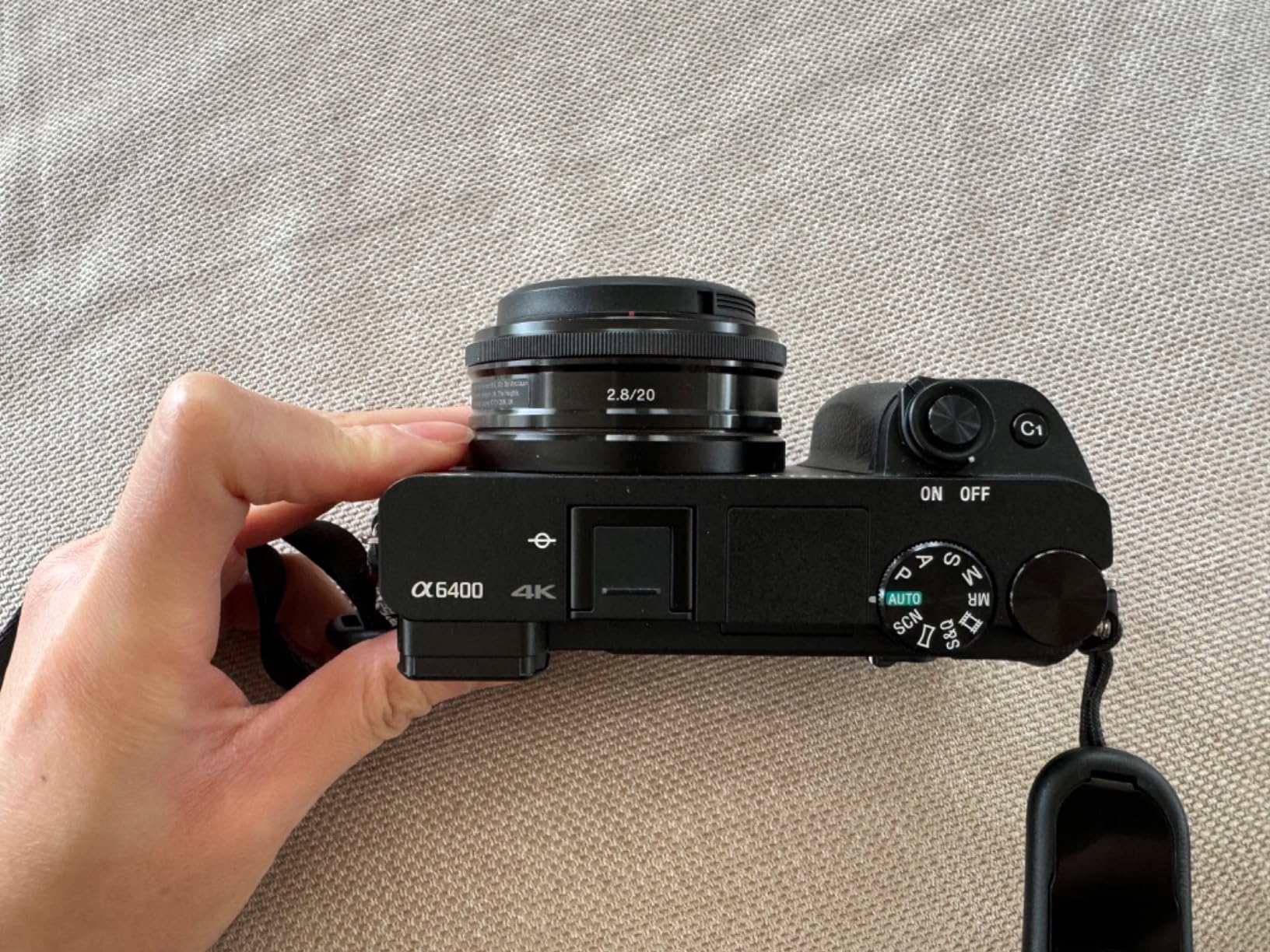 Sony SEL-20F28 E-Mount 20mm F2.8 Prime Lens customer photo 2