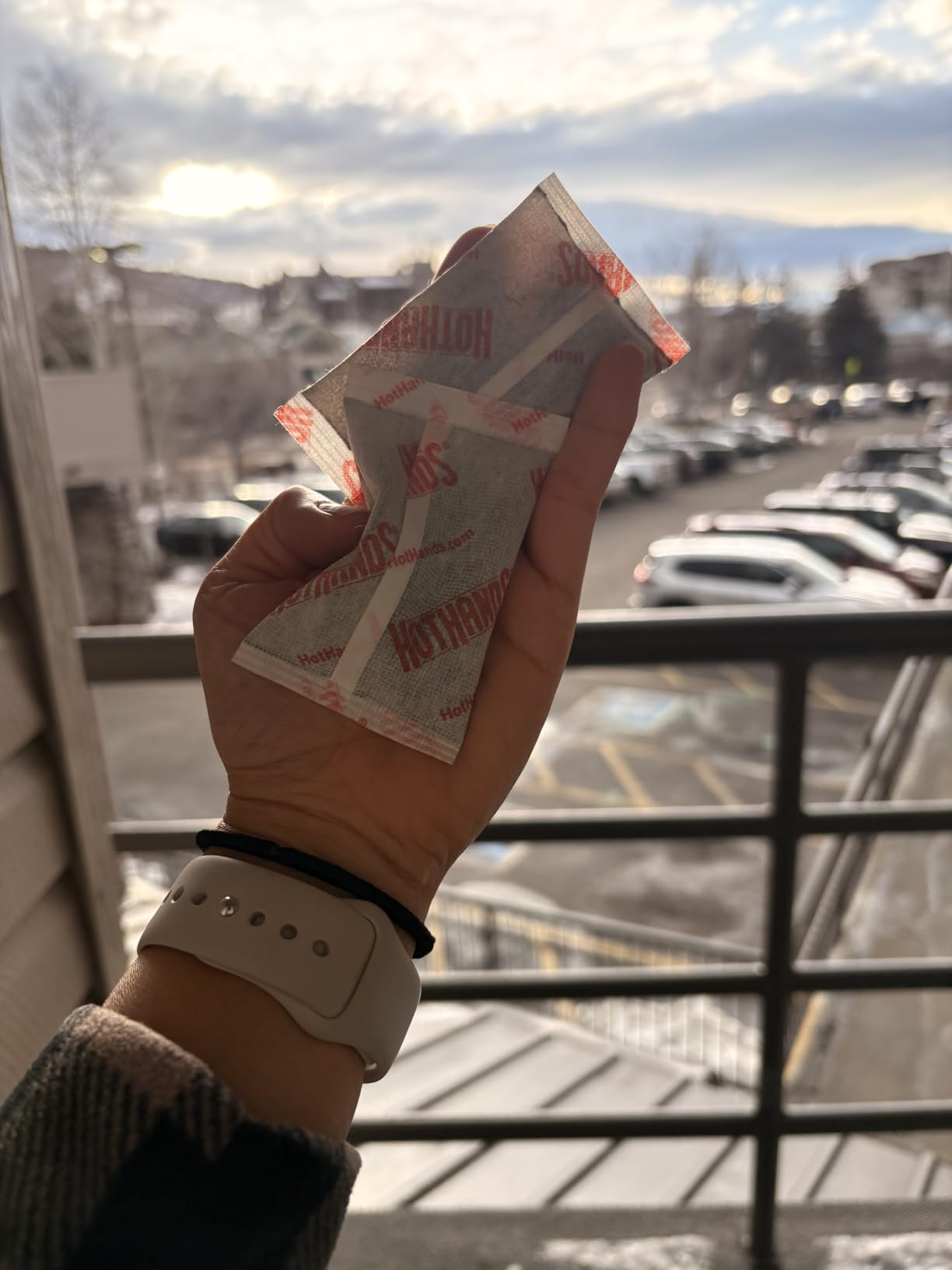 HotHands Hand Warmer Value Pack - Long Lasting Safe Natural Odorless Air Activated Warmers customer photo 2