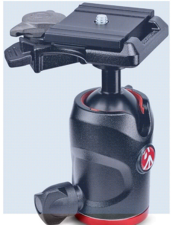 Manfrotto MT190XPRO4 Aluminum 4-Section Tripod, Black customer photo 2