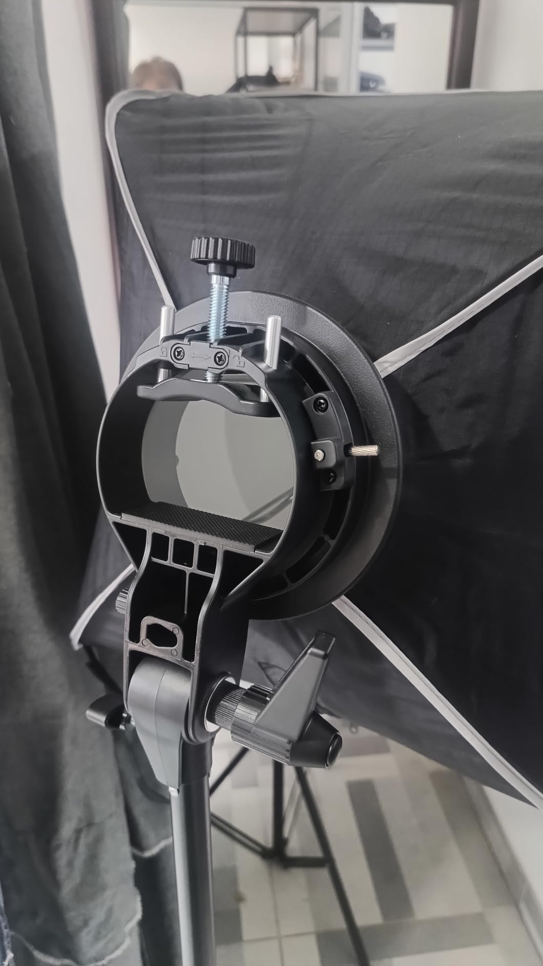 Godox S Type Bracket Bowens Mount Holder for Speedlite Flash Snoot Softbox Beauty Dish Reflector Umbrella customer photo 1