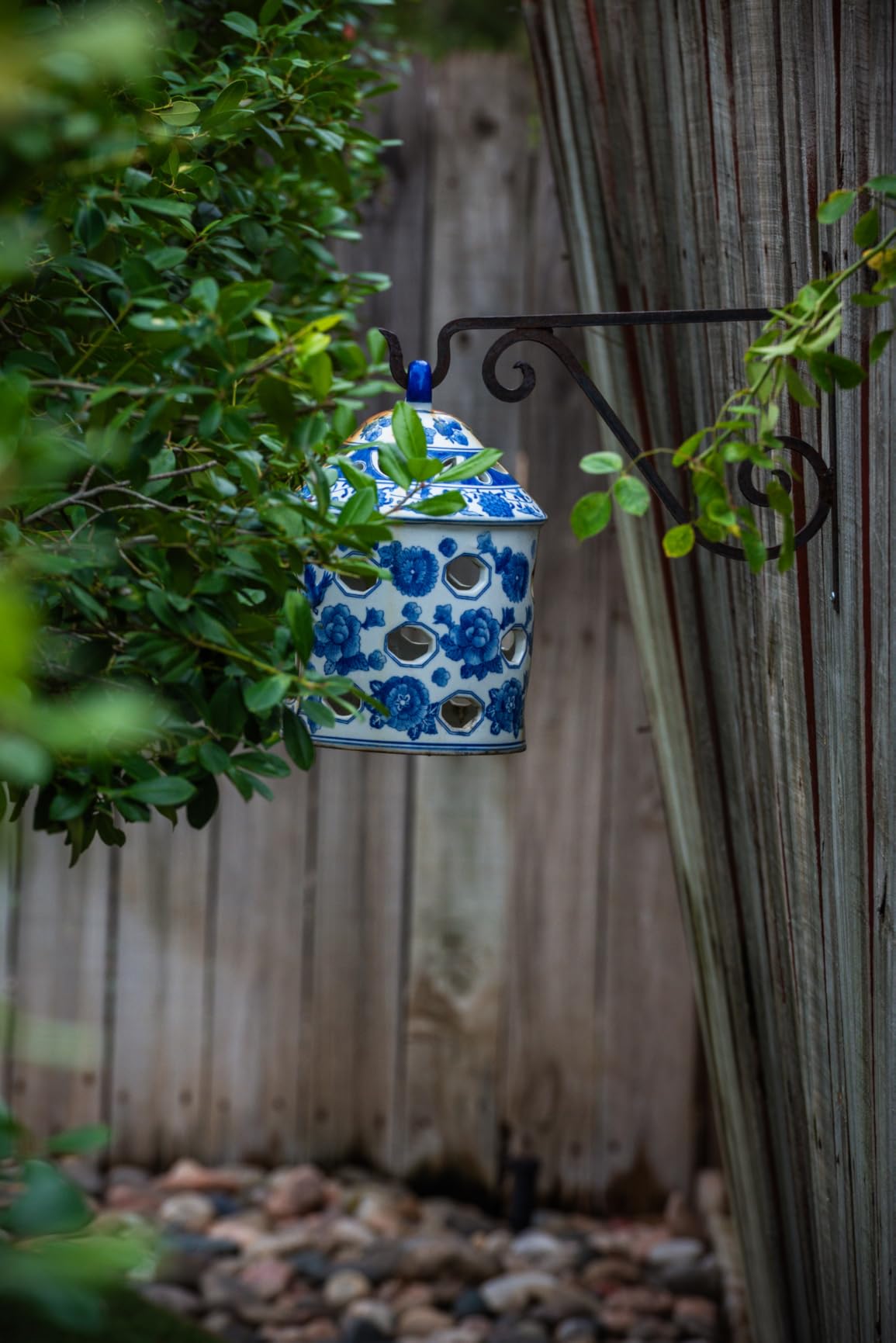 Nikon 70-200mm f/2.8G ED VR II AF-S Nikkor Zoom Lens for Nikon Digital SLR Cameras (Renewed) customer photo 1