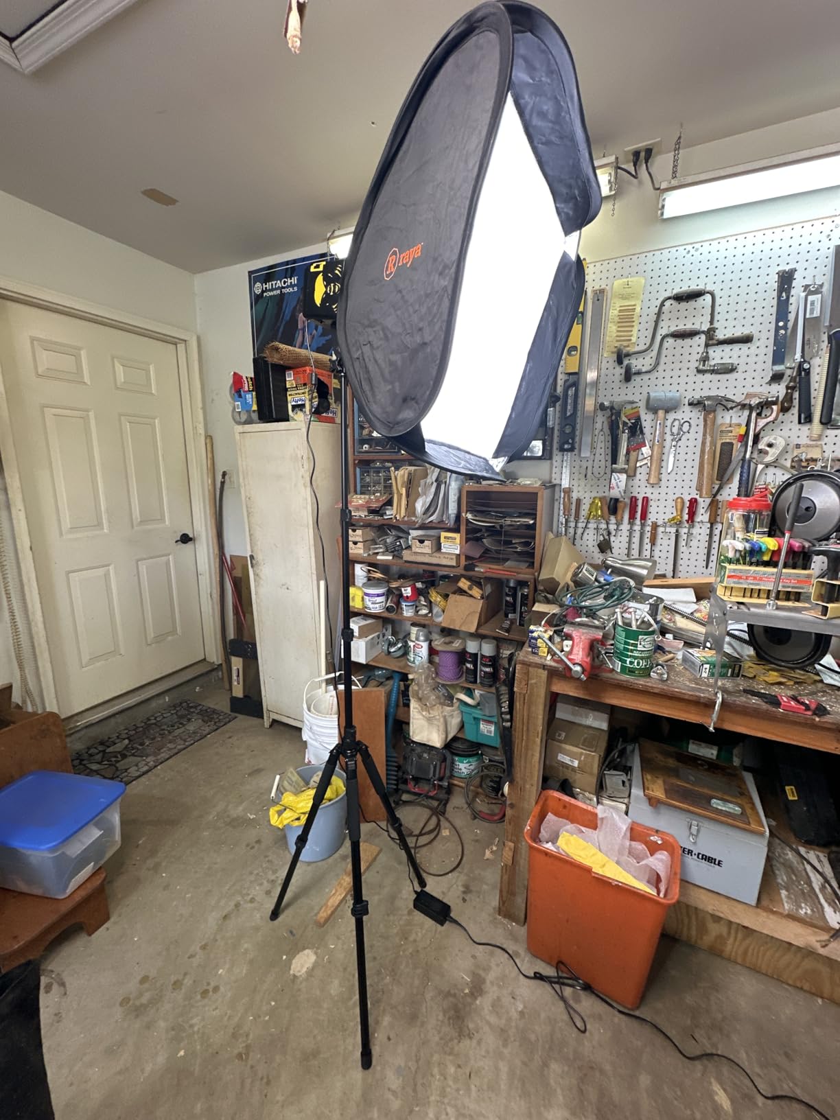 NEEWER Photography Light Stand, 7 Feet / 210cm Aluminum Alloy Photo Studio Tripod Stands for Video, Portrait and Photography Lighting, Reflectors, Soft Boxes, Umbrellas, Backgrounds (2 Pieces) customer photo 2