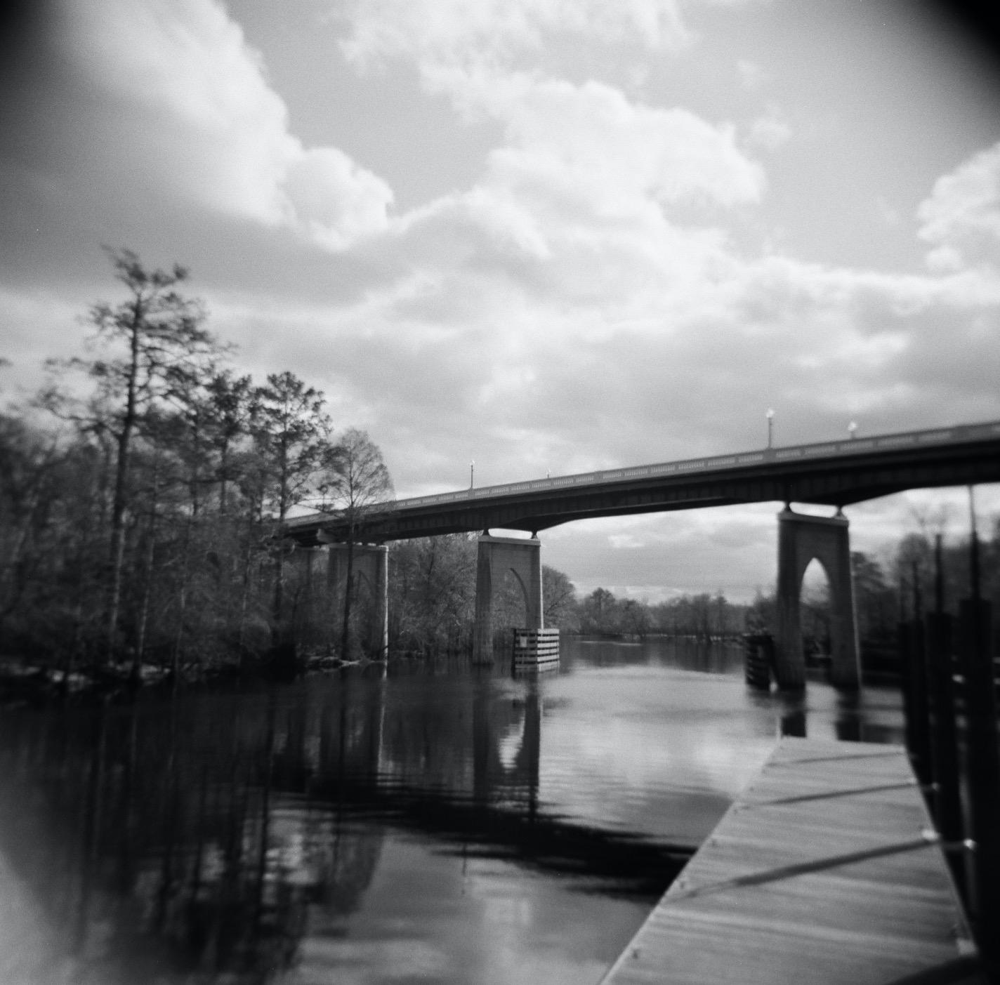 Holga 120N Medium Format Film Camera (Black) with Ilford HP5 Plus Black and White Negative Film 120mm Single Roll customer photo 1