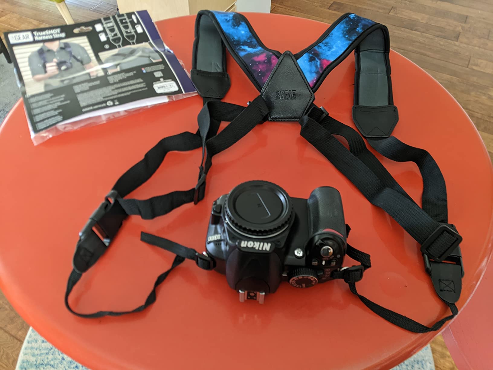 USA Gear DSLR Camera Strap Chest Harness with Quick Release Buckles, Black Neoprene Pattern and Accessory Pockets customer photo 1