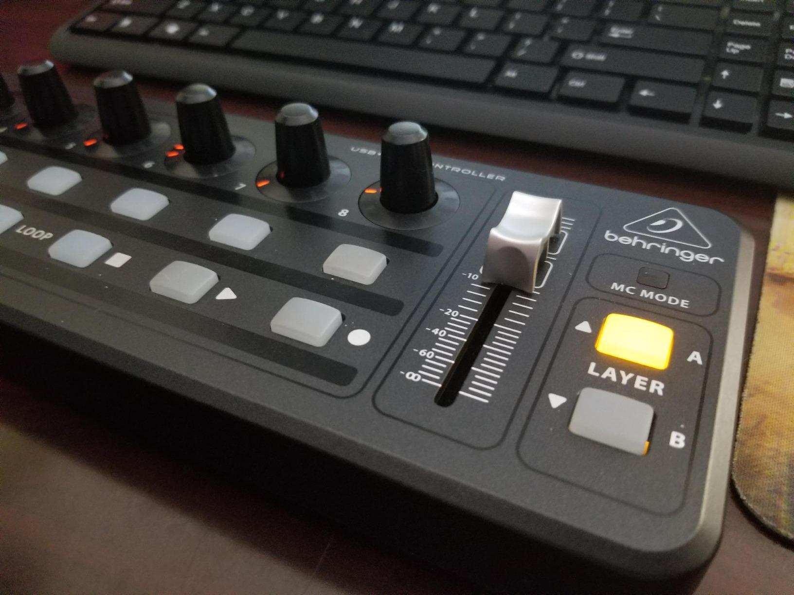 BEHRINGER X-TOUCH MINI Ultra-Compact Universal USB Controller customer photo 2