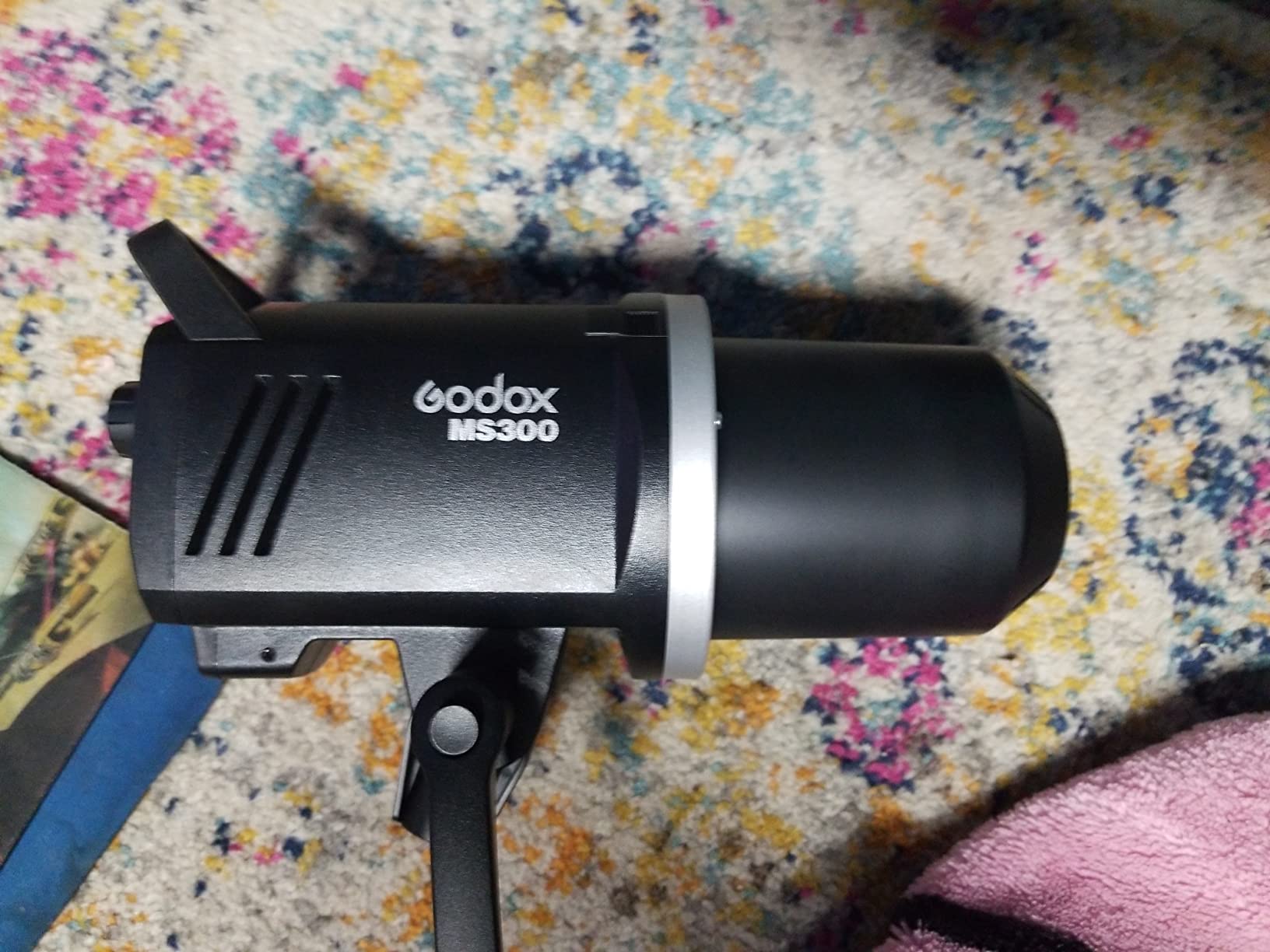 Godox MS300 300WS GN58 Flash Studio Strobe Monolight with Bowens Mount,Built-in Godox 2.4G Wireless System,0.1～1.8S Recycle time, Anti-Preflash, 1/32 to 1/1 Power Output,150W Modeling Lamp customer photo 2