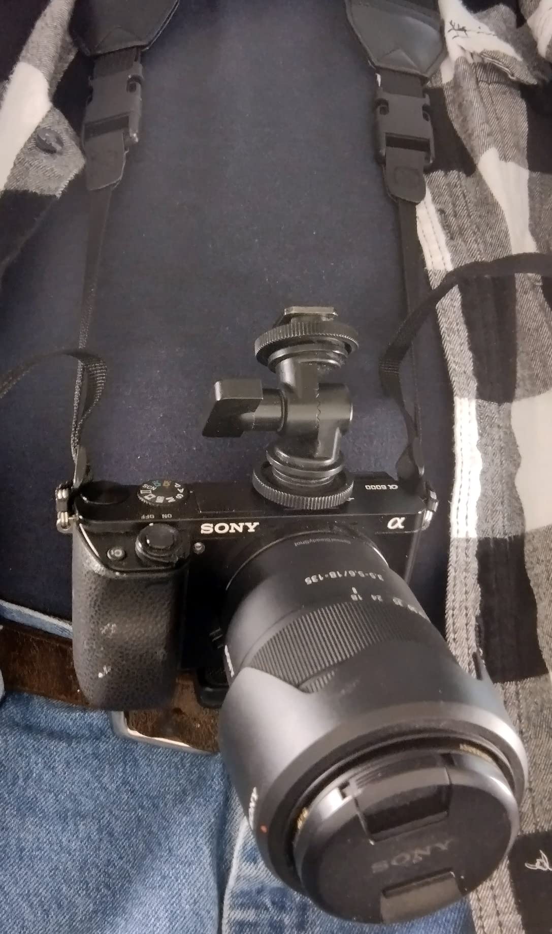 USA Gear TrueSHOT Camera Strap Neoprene Camera Straps - Padded Neck Strap, Pockets, and Quick Release Buckles - Compatible with Canon, Nikon, Sony and More DSLR and Mirrorless Cameras (Black) customer photo 1