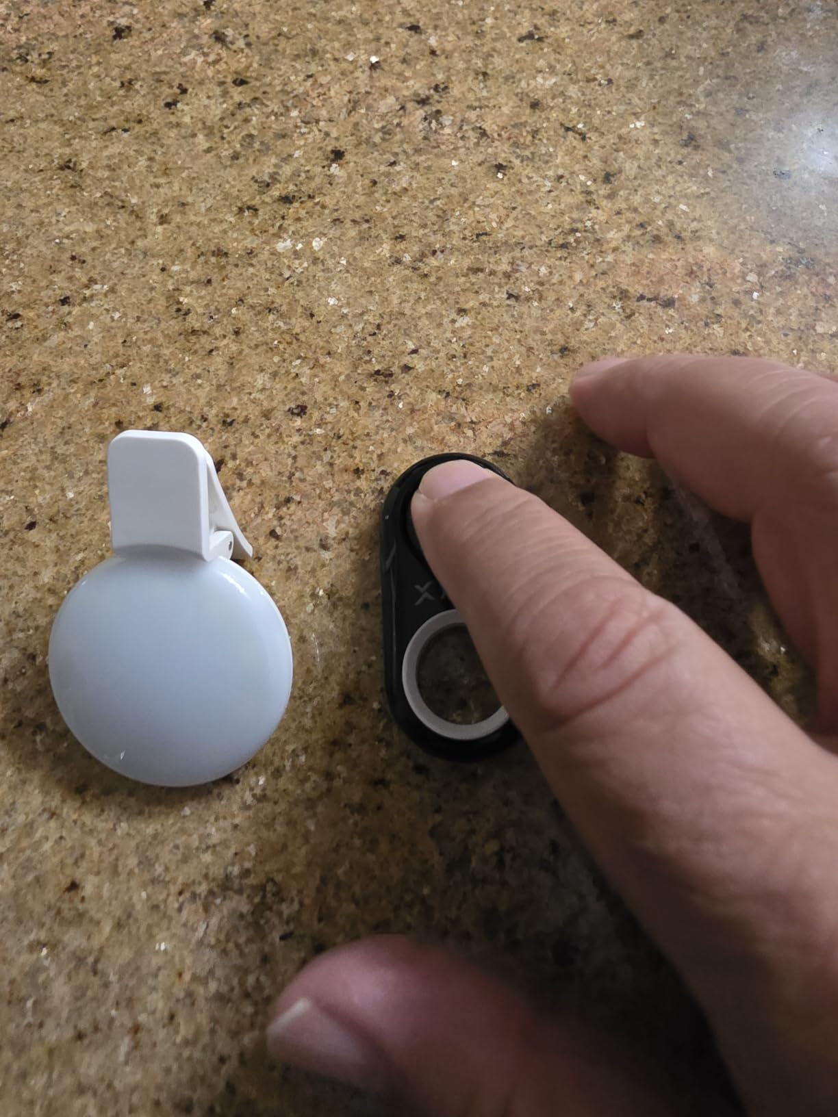 Shutterbug - Camera Shutter Remote Control - Bluetooth Wireless Selfie Button Clicker - Compatible with iPhone, iPad, Android, Samsung, and Google Pixel Cell Phones, Smartphones and Tablets customer photo 1