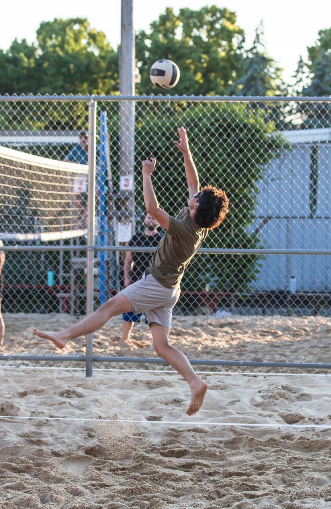 Canon EF 70-200mm f/2.8L is II USM Telephoto Zoom Lens for Canon SLR Cameras (Renewed) customer photo 2