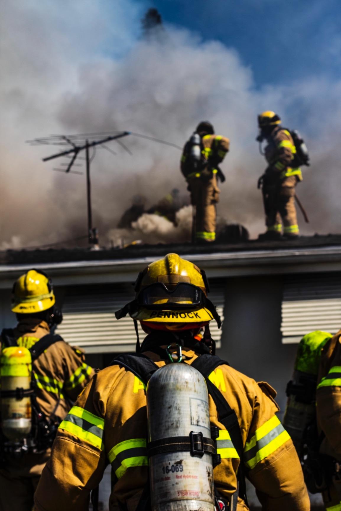 Canon Portrait and Travel Two Lens Kit with 50mm f/1.8 and 10-18mm Lenses Black customer photo 1