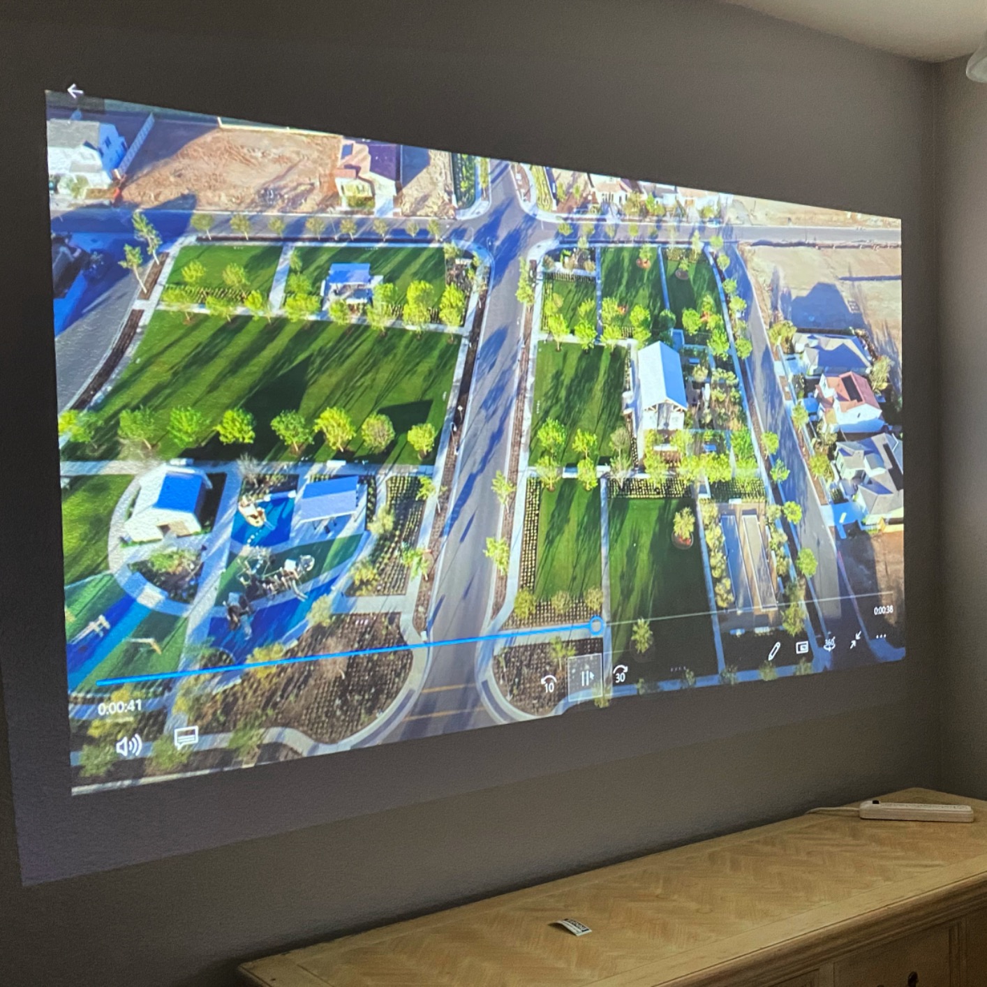 Epson PowerLite 1781W WXGA 3200 Lumens Equal Color and White brightness, Wireless 3LCD Portable Projector - Black customer photo 1