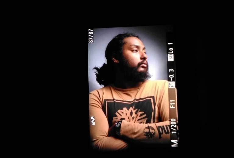 Neewer Vision 4 300W Outdoor Studio Flash Strobe Li-ion Battery Powered Cordless Monolight with 2.4G Wireless Trigger, 1000 Full Power Flashes, Recycle in 0.4-2.5 Sec, Bowens Mount customer photo 1