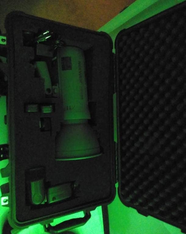 Neewer Vision 4 300W Outdoor Studio Flash Strobe Li-ion Battery Powered Cordless Monolight with 2.4G Wireless Trigger, 1000 Full Power Flashes, Recycle in 0.4-2.5 Sec, Bowens Mount customer photo 2