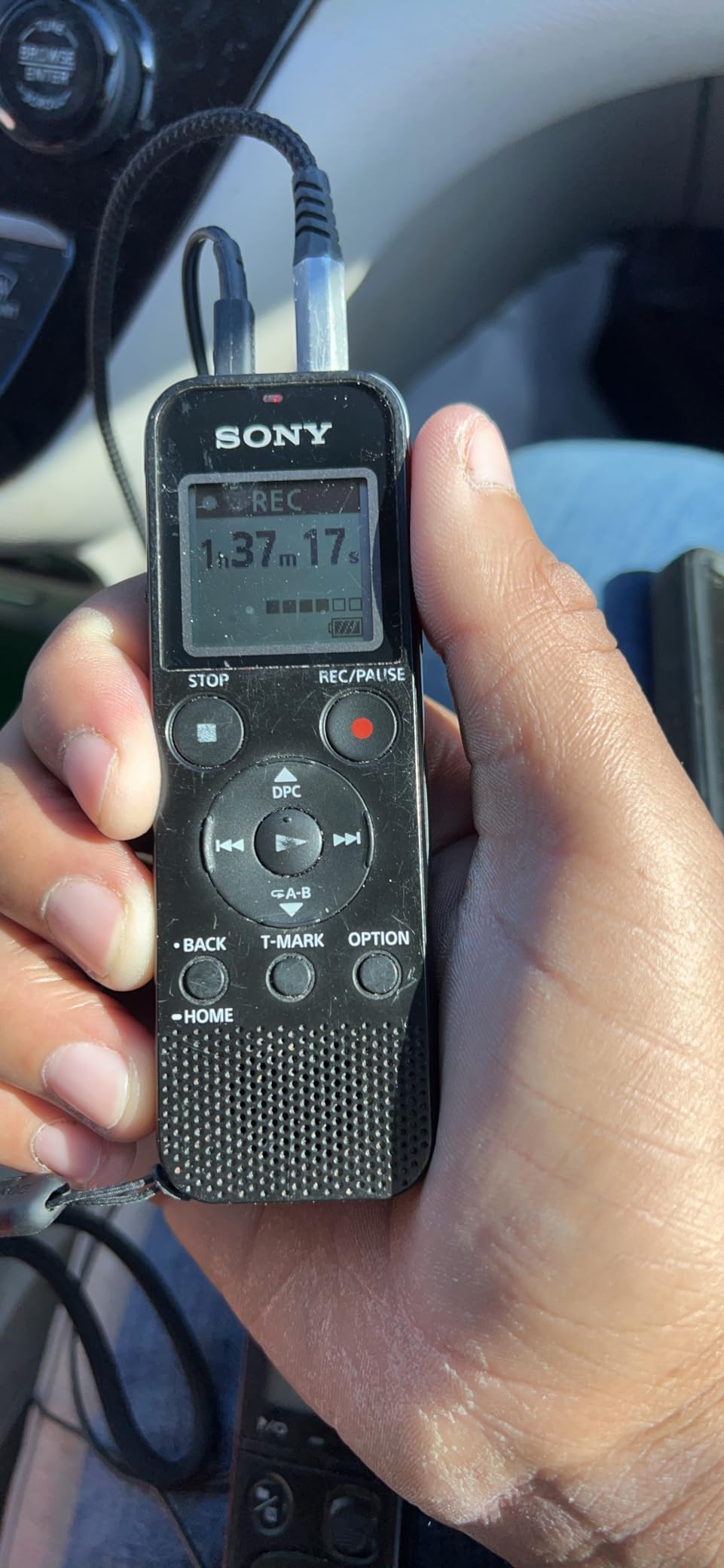 Sony ICD-PX470 Stereo Digital Voice Recorder with Built-in USB Voice Recorder, Black customer photo 2