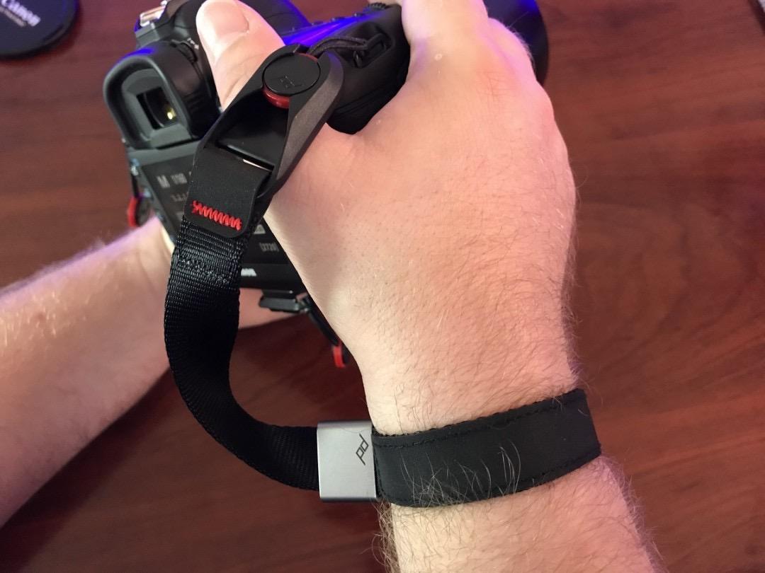 Peak Design Cuff Camera Wrist Strap, Compatible with DSLR, Compact and Point-and-Shoot Cameras, Low Profile, Quick Release customer photo 1