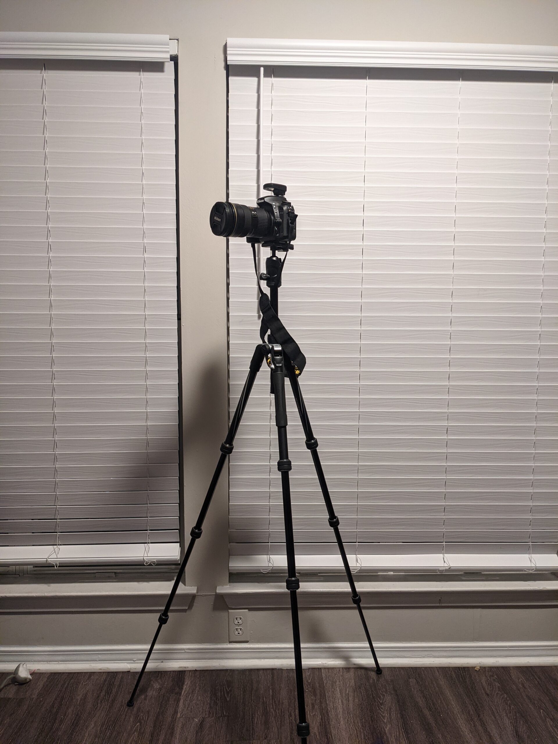 Befree Advanced Camera Tripod with Lever Closure, Portable and Compact Travel Tripod Kit with Ball Head, Aluminum Tripod for DSLR Reflex and Mirrorless Cameras, Camera Accessories customer photo 2