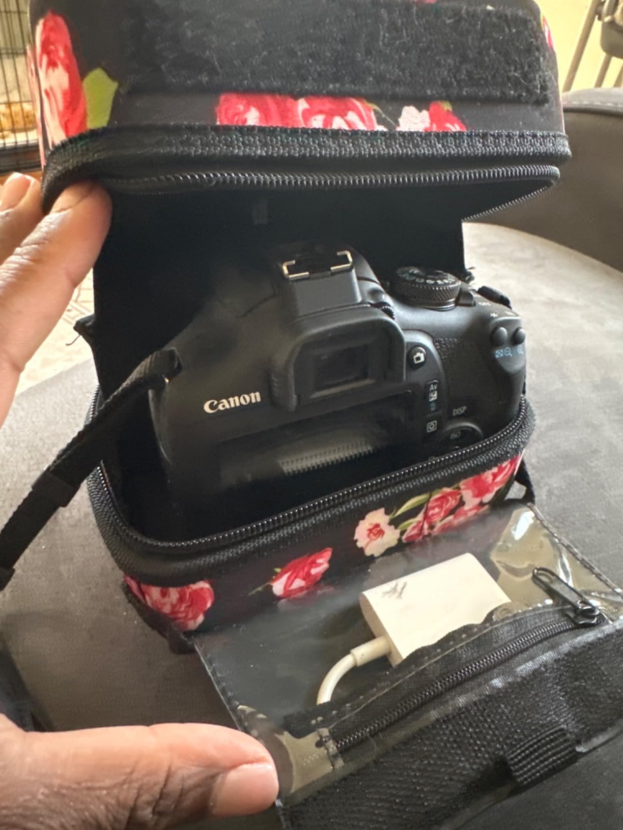 USA Gear Hard Shell Camera Case for DSLR & Mirrorless Cameras, Compatible with Canon, Nikon, Sony & Fujifilm - Fits EOS R100, Rebel T7 / 2000D, Nikon Z30, Sony A7III / A7 IV, Fujifilm X-T5 / X-T50 customer photo 1