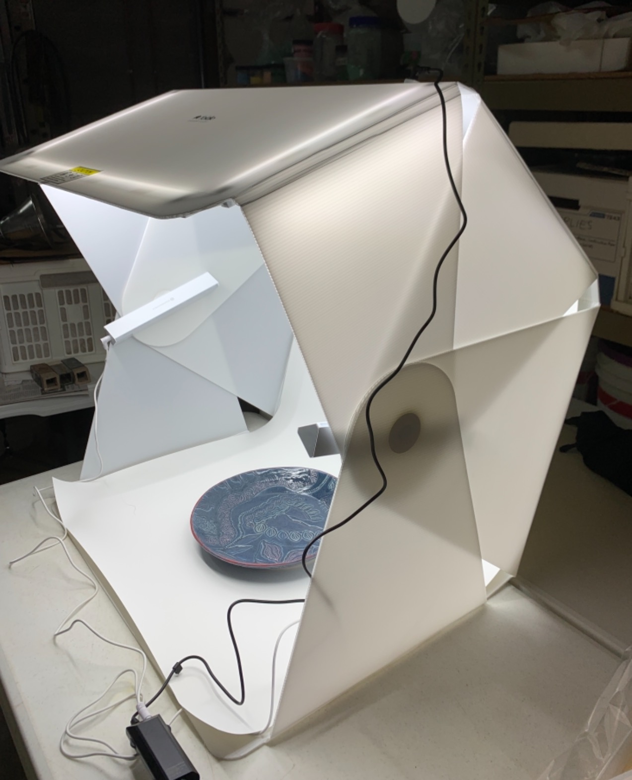 Foldio3 + 360 Studio Set (Photo lightbox Studio with 360 Photography Turntable Set / 25inch Photo Light Box / 10inch Bluetooth 360 Turntable Included | ORANGEMONKIE) customer photo 2