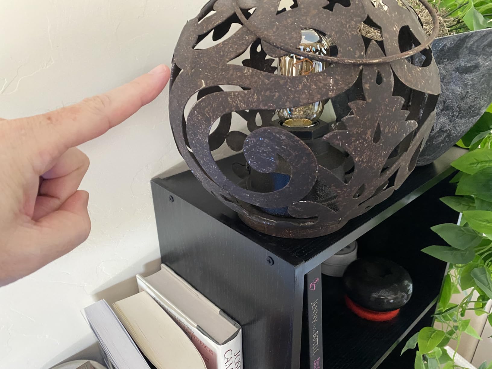 Boncoo Small Touch Control Table Lamp Base, Industrial Touch Light Vintage Edison Bulb Base, Dimmable Bedside Nightstand Accent Light for Living Room Bedroom, Antique Steampunk Style customer photo 1
