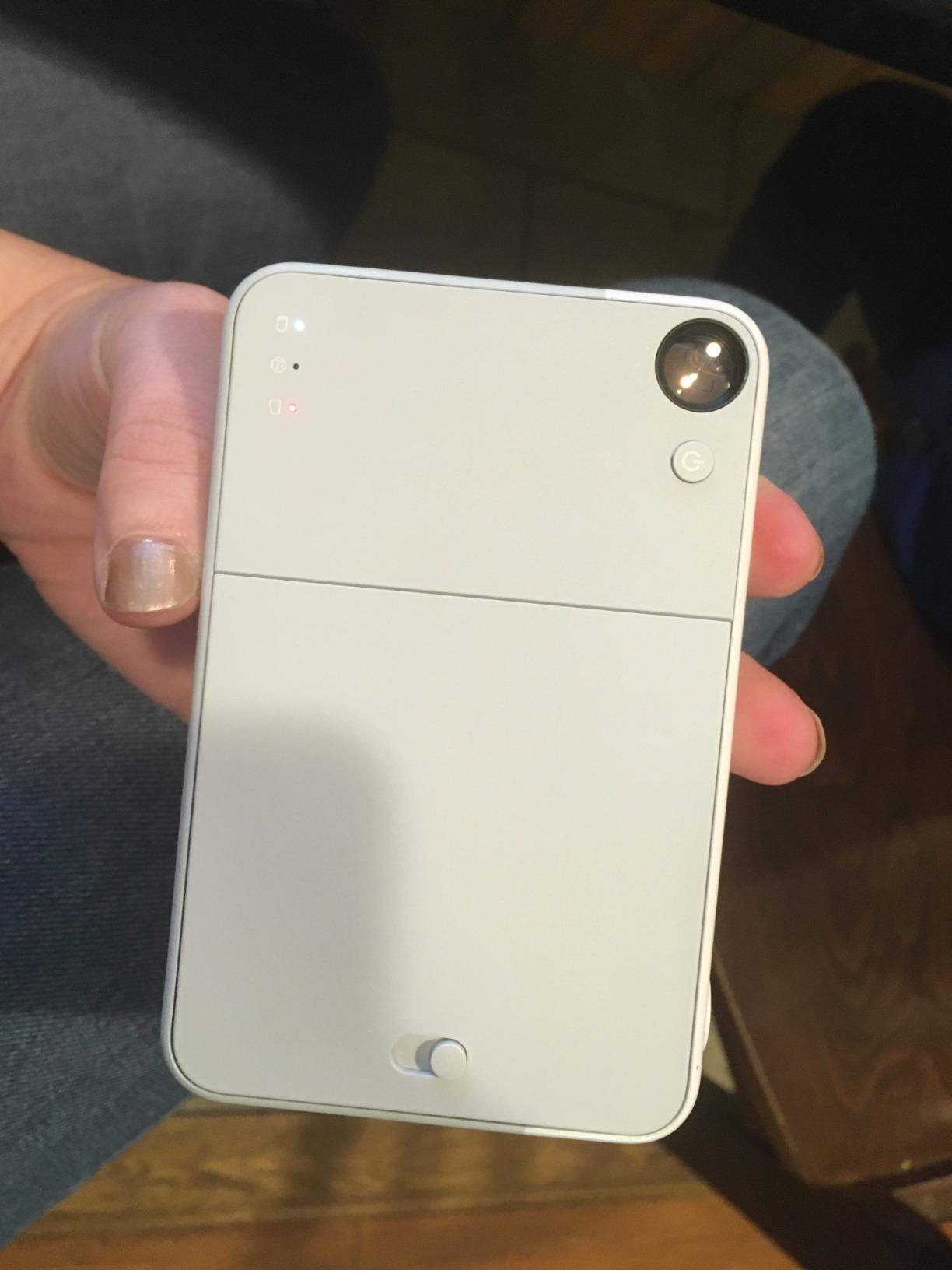 KODAK Printomatic Full-Color Instant Print Digital Camera, Zink 2x3 (5.1x7.5 cm) Sticky-Back Photo Paper, 5MP, Portable - Blue customer photo 2