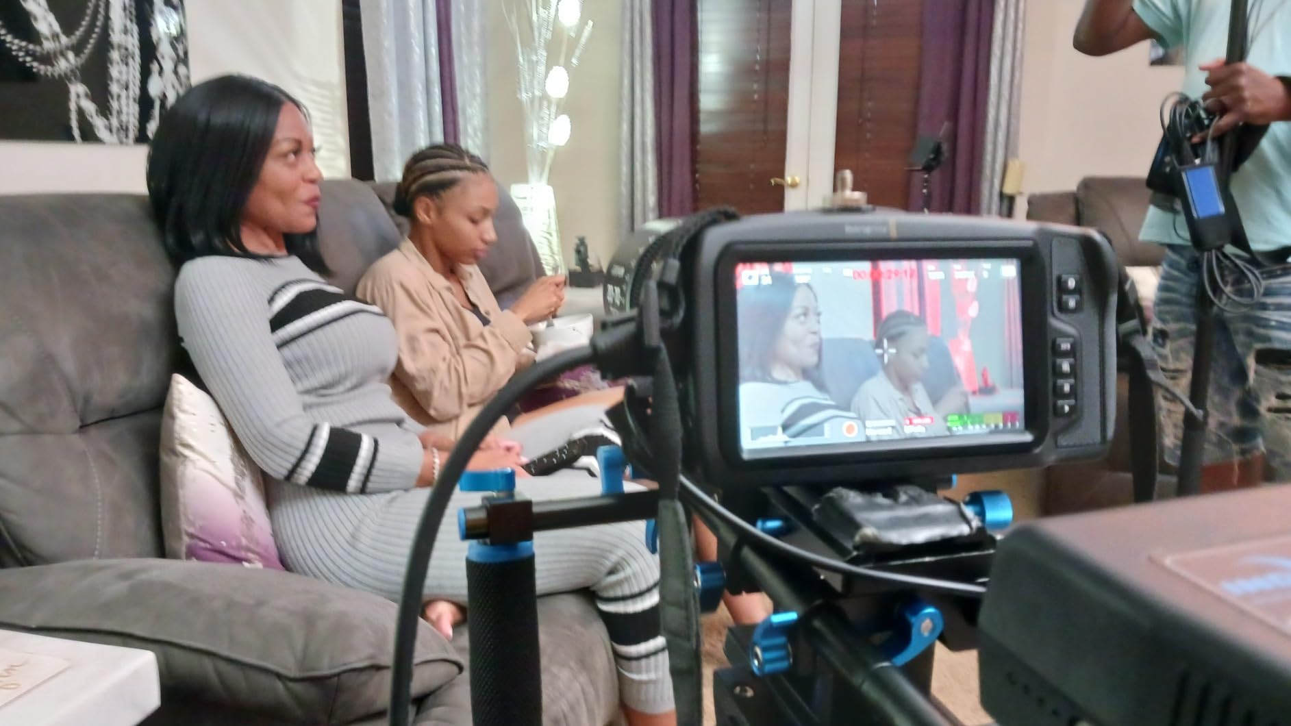 Blackmagic Design Pocket Cinema Camera 4K (CINECAMPOCHDMFT4K) customer photo 3