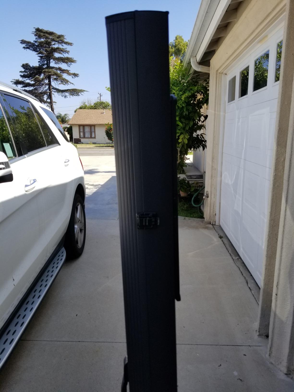 EMART Upgrade Green Screen, 58x74in Collapsible Chroma Key Panel for Background Removal, Portable & Retractable Wrinkle-Resistant Backdrop with Stand for Streaming, Photographic Studio, TikTok customer photo 2