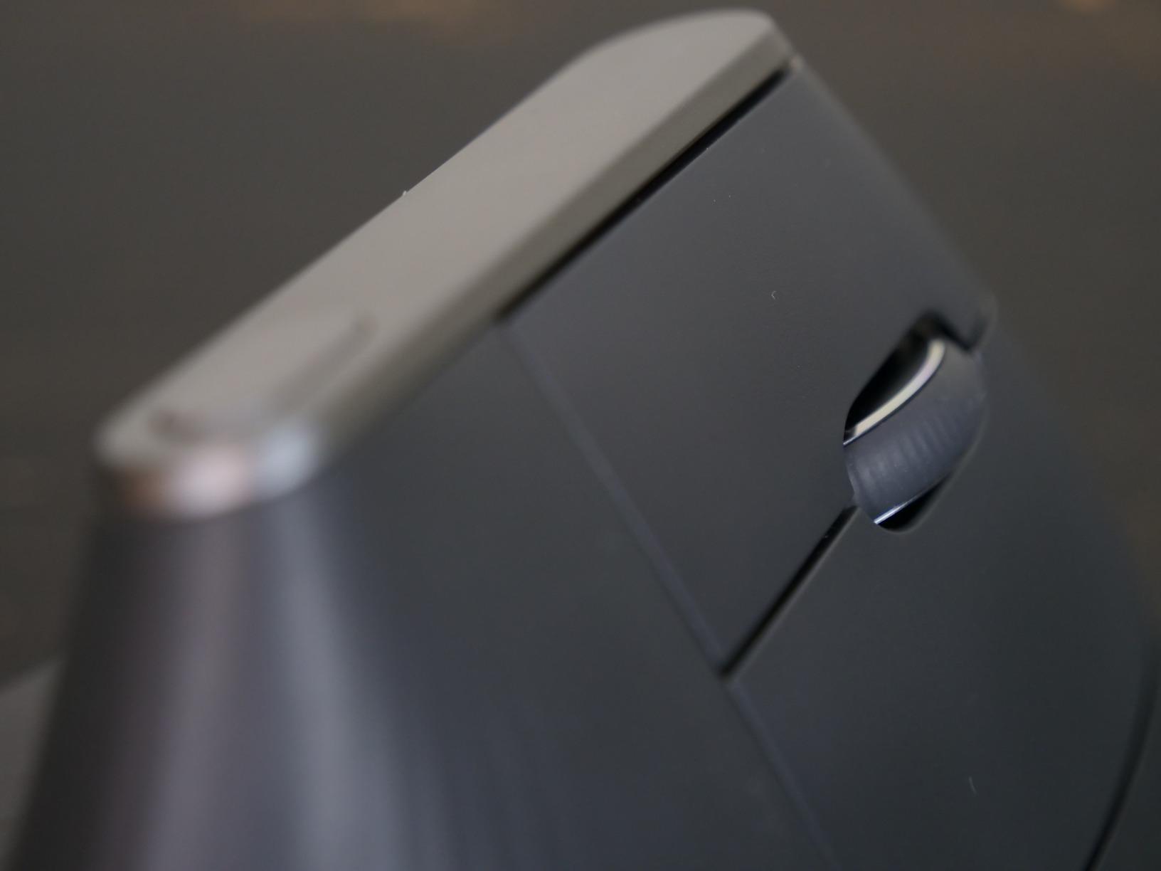 Logitech MX Vertical Wireless Mouse - Ergonomic Design Reduces Muscle Strain, Move Content Between 3 Windows and Apple Computers, Rechargeable, Graphite customer photo 2