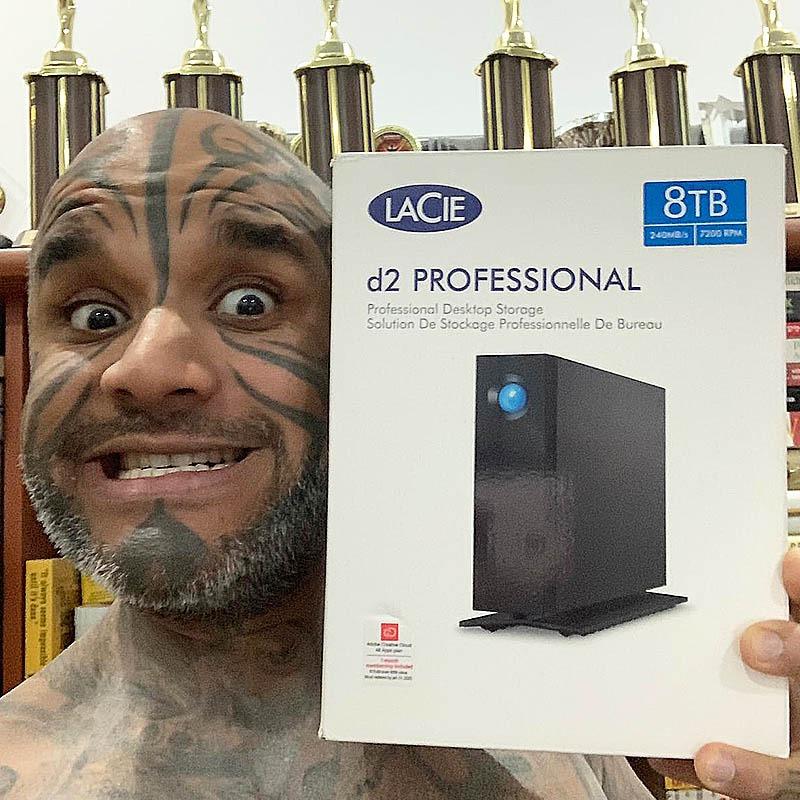 LaCie d2 Professional 4TB External Hard Drive Desktop HDD - USB-C USB 3.0 7200 RPM Enterprise Class Drives, 5 Year Warranty and Recovery Service (STHA4000800) Black customer photo 2