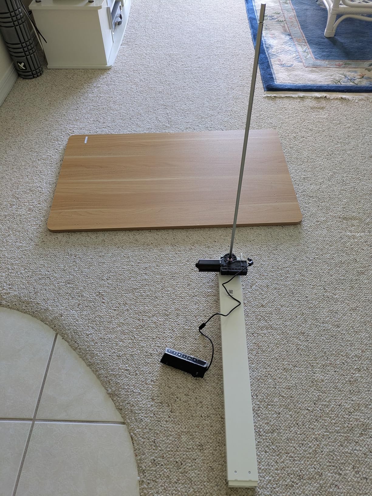 FLEXISPOT EN1 One-Piece Standing Desk with 1-Inch Thick Desktop, 48
