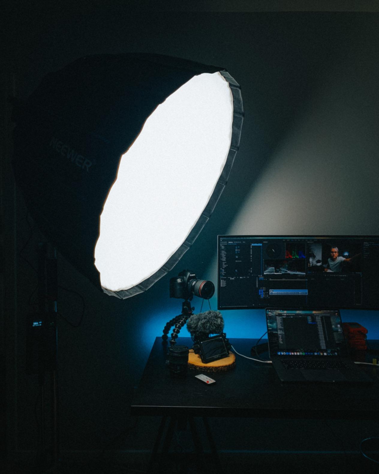 Aputure LS 300D II Light Storm 350W 5500K Daylight Balanced Led Video Light CRI 96+ TLCI96+ 45000lux@0.5m with The Reflector 8 Built-in Lighting FX V-mount customer photo 2