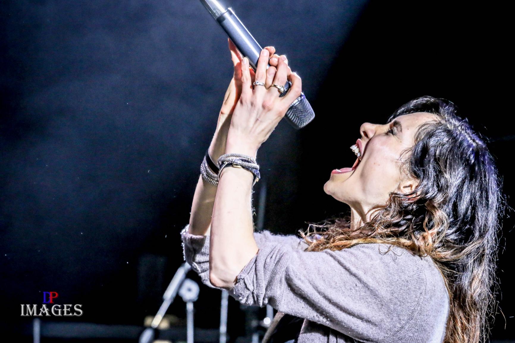 Canon EF 70-200mm f/4L USM Telephoto Zoom Lens for Canon SLR Cameras (Renewed) customer photo 2