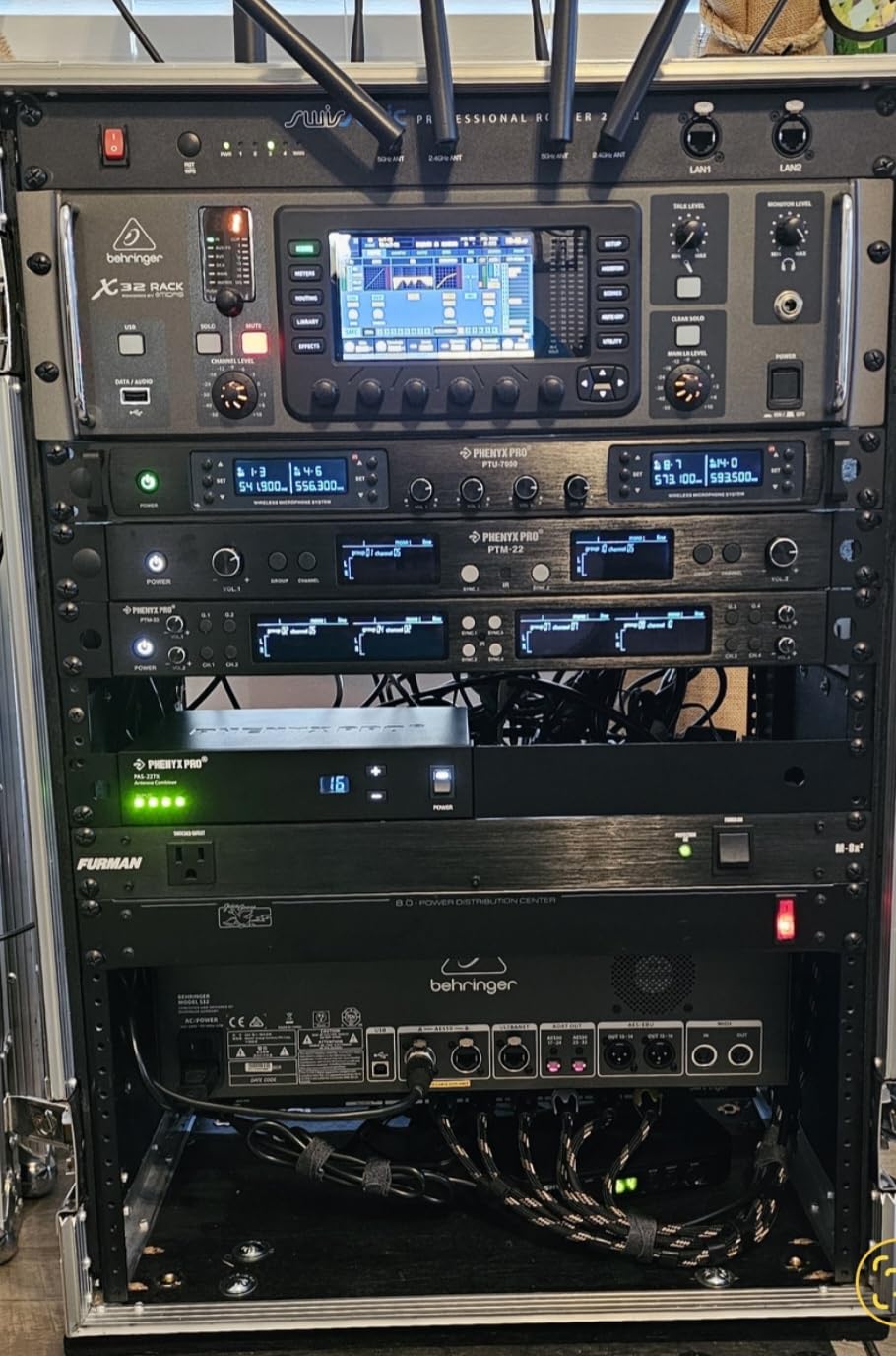 Phenyx Pro Wireless Microphone System, Dual Wireless Mics, w/ 2 Handhelds, Auto Scan, 2x100 UHF Frequencies, 328ft Range, Dynamic Microphone for Singing, Karaoke, Church (PTU-71-2H) customer photo 2