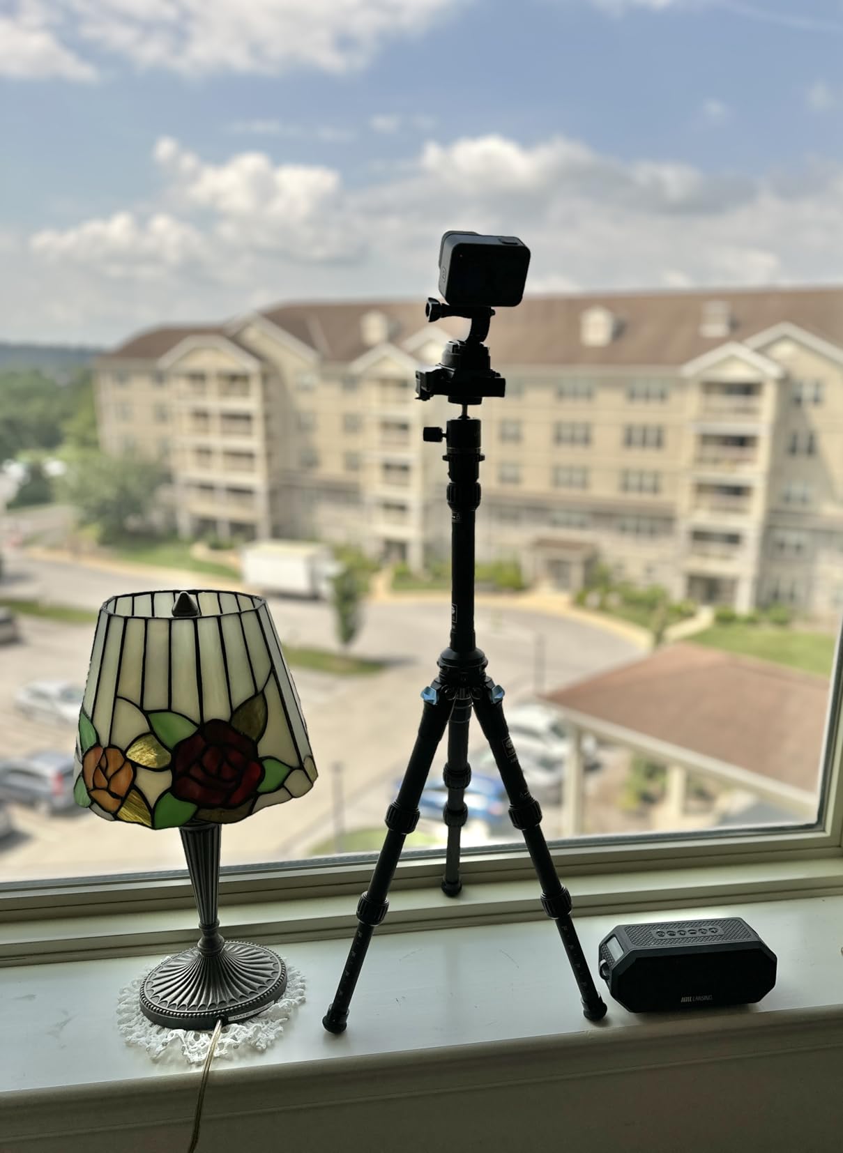 SIRUI Lightweight Carbon Fiber Mini Travel Tripod with Two-Section Center Column, Max Height 26