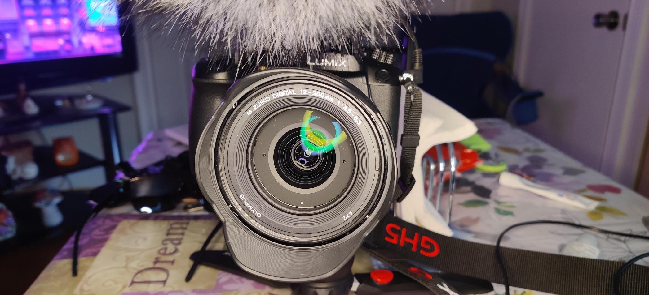 Olympus M.Zuiko Digital 12-200mm F3.5-6.3 for Micro Four Thirds System Camera - Outdoor 16.6X Powerful Zoom, Weather Sealed customer photo 2